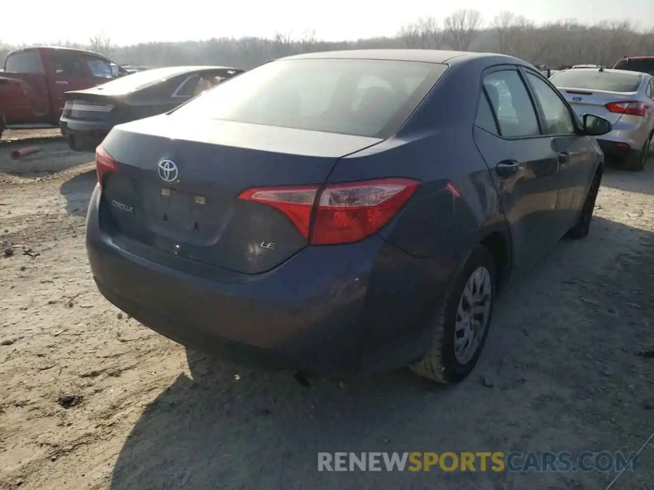 4 Photograph of a damaged car 5YFBURHE0KP932029 TOYOTA COROLLA 2019