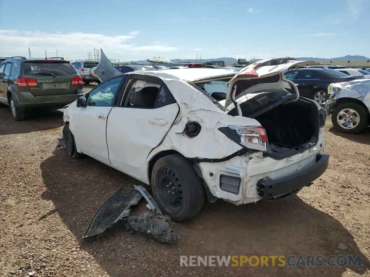 2 Photograph of a damaged car 5YFBURHE0KP932550 TOYOTA COROLLA 2019