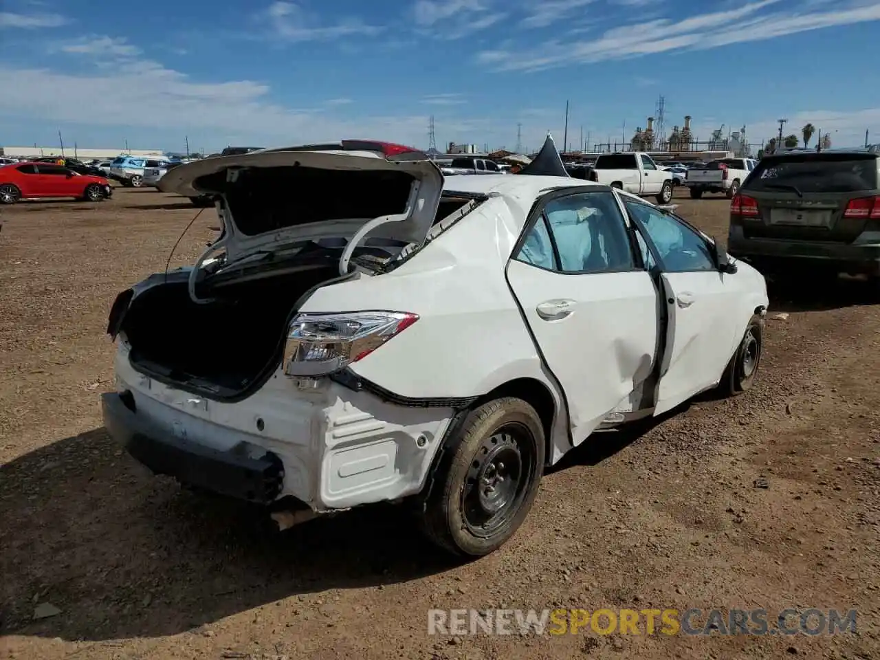 3 Photograph of a damaged car 5YFBURHE0KP932550 TOYOTA COROLLA 2019