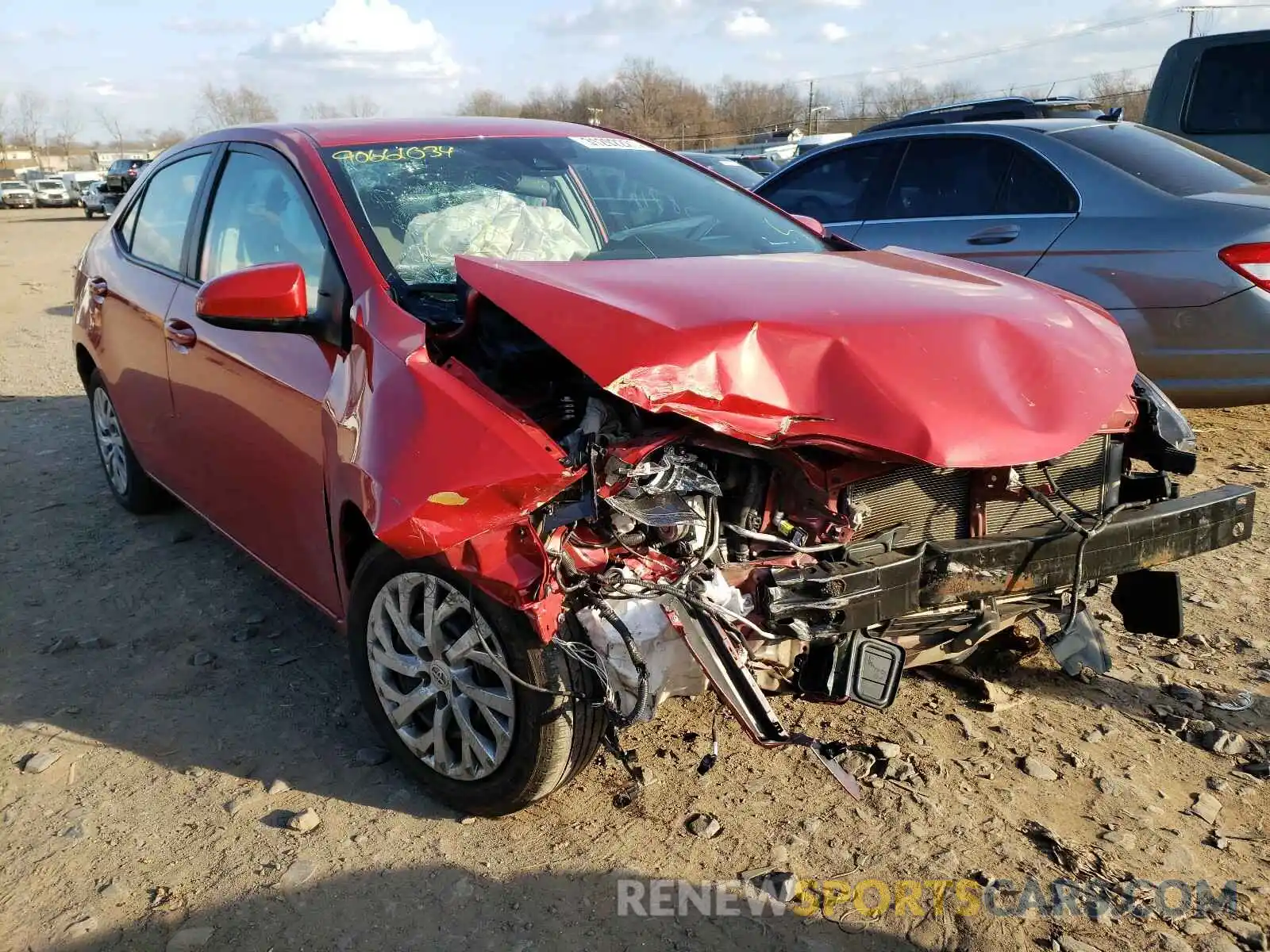 1 Photograph of a damaged car 5YFBURHE0KP933441 TOYOTA COROLLA 2019