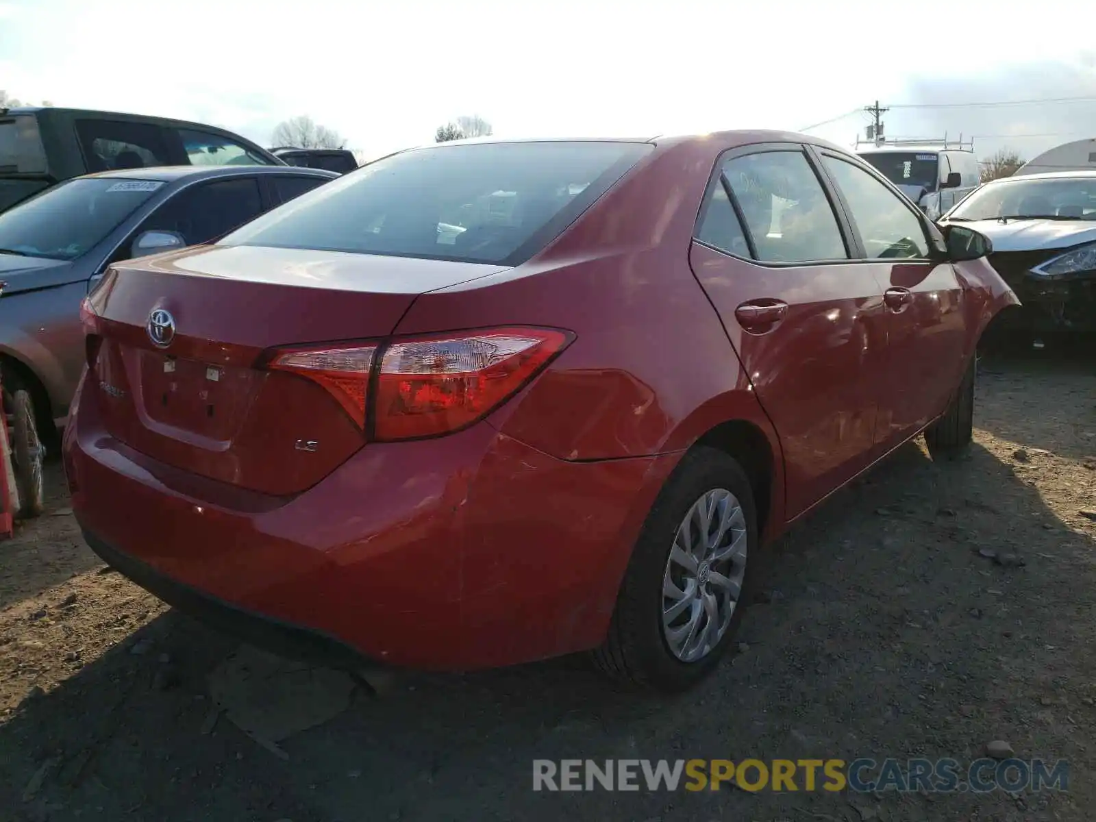 4 Photograph of a damaged car 5YFBURHE0KP933441 TOYOTA COROLLA 2019