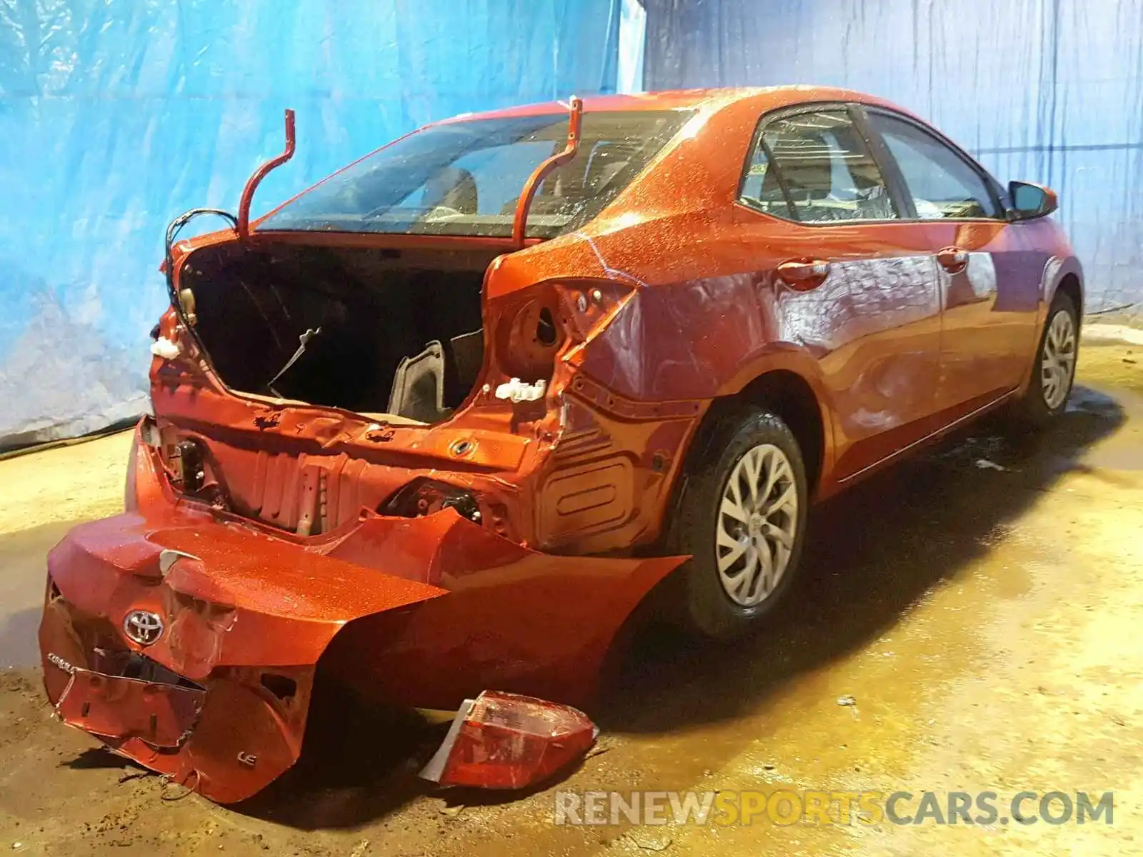 4 Photograph of a damaged car 5YFBURHE0KP934086 TOYOTA COROLLA 2019