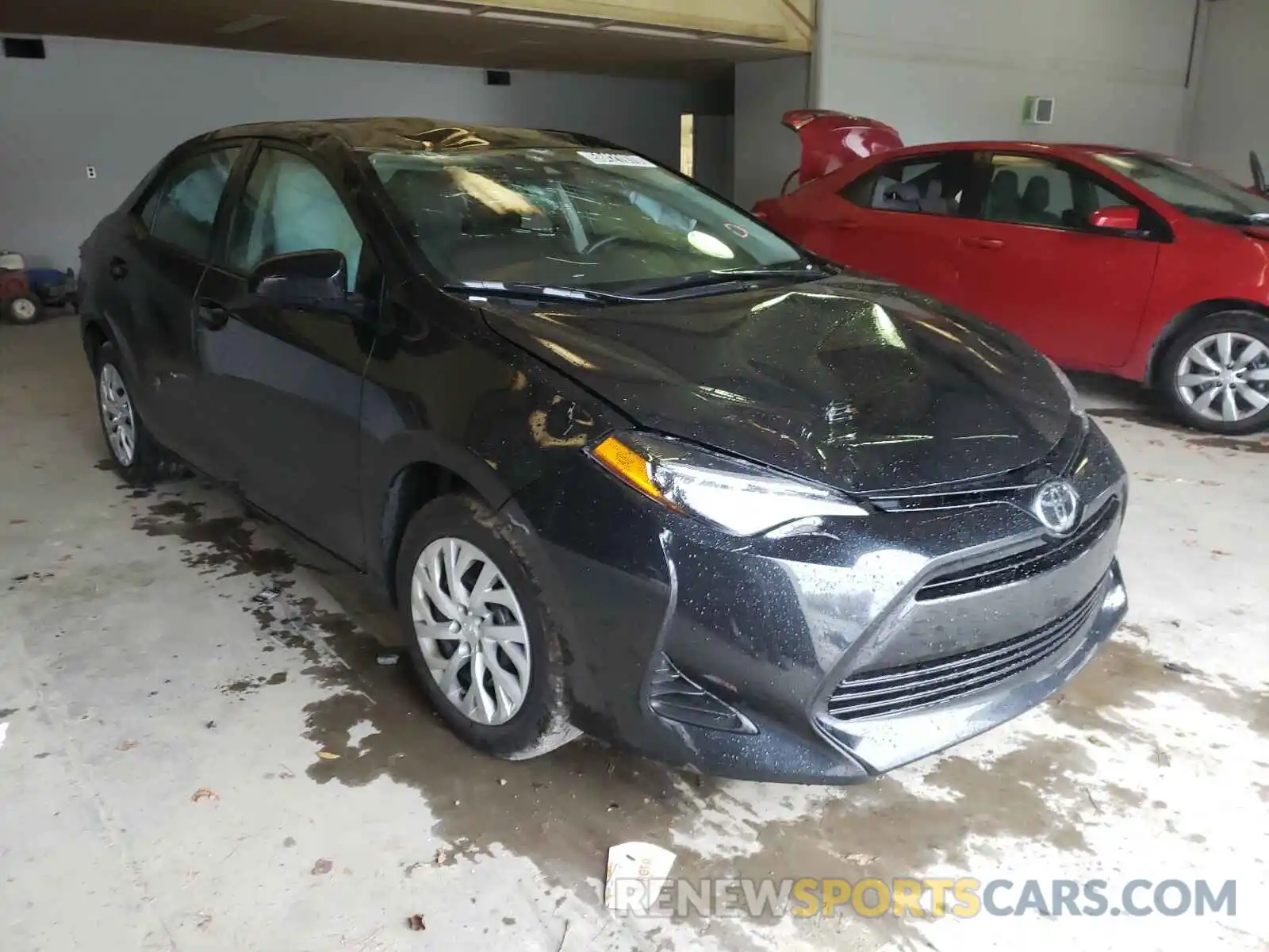 1 Photograph of a damaged car 5YFBURHE0KP935013 TOYOTA COROLLA 2019