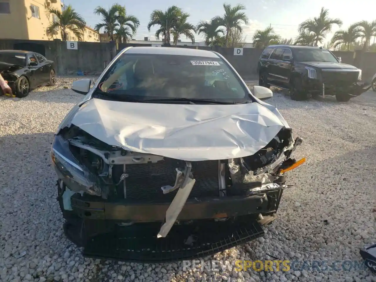 9 Photograph of a damaged car 5YFBURHE0KP935240 TOYOTA COROLLA 2019