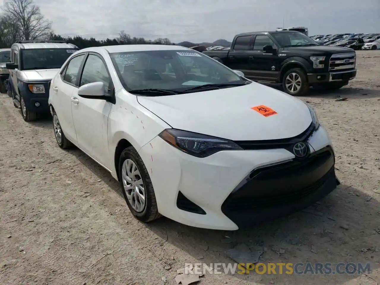 1 Photograph of a damaged car 5YFBURHE0KP935528 TOYOTA COROLLA 2019