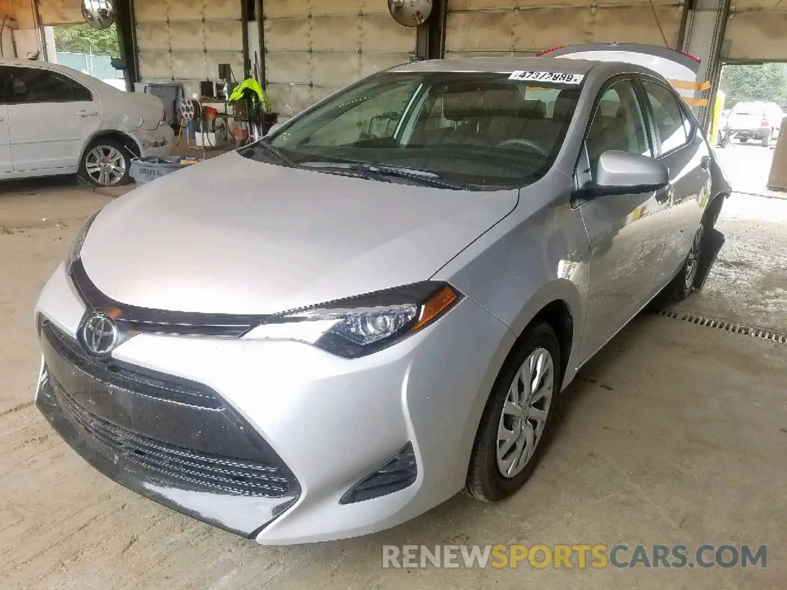 2 Photograph of a damaged car 5YFBURHE0KP935559 TOYOTA COROLLA 2019