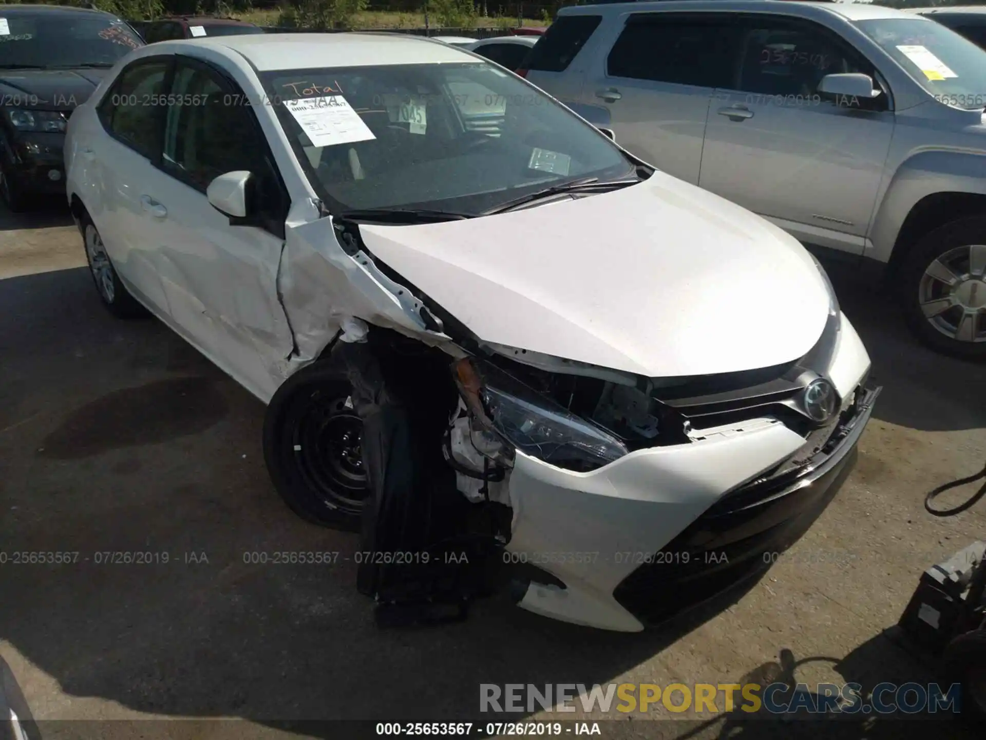 6 Photograph of a damaged car 5YFBURHE0KP935612 TOYOTA COROLLA 2019