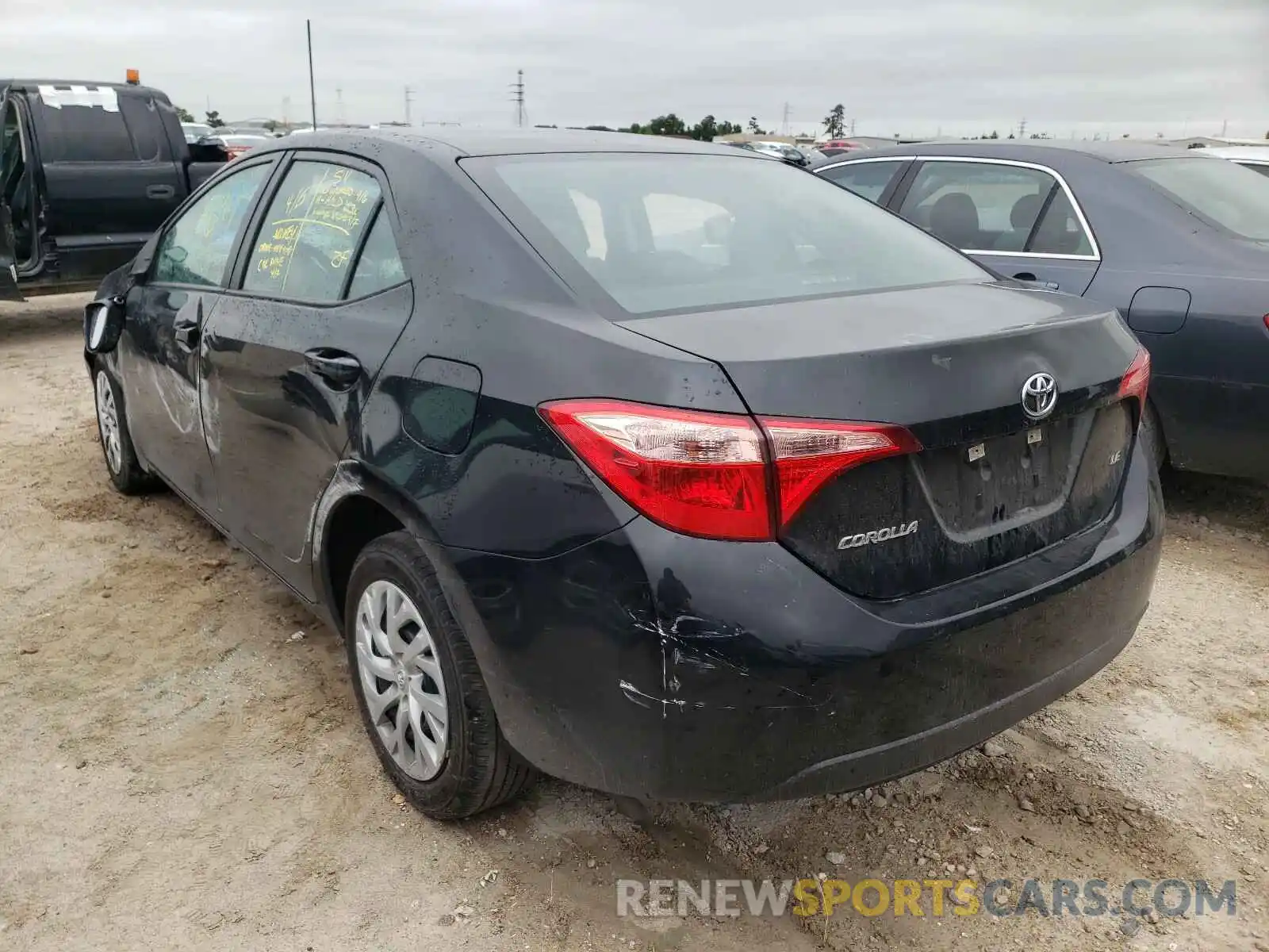 3 Photograph of a damaged car 5YFBURHE0KP936257 TOYOTA COROLLA 2019