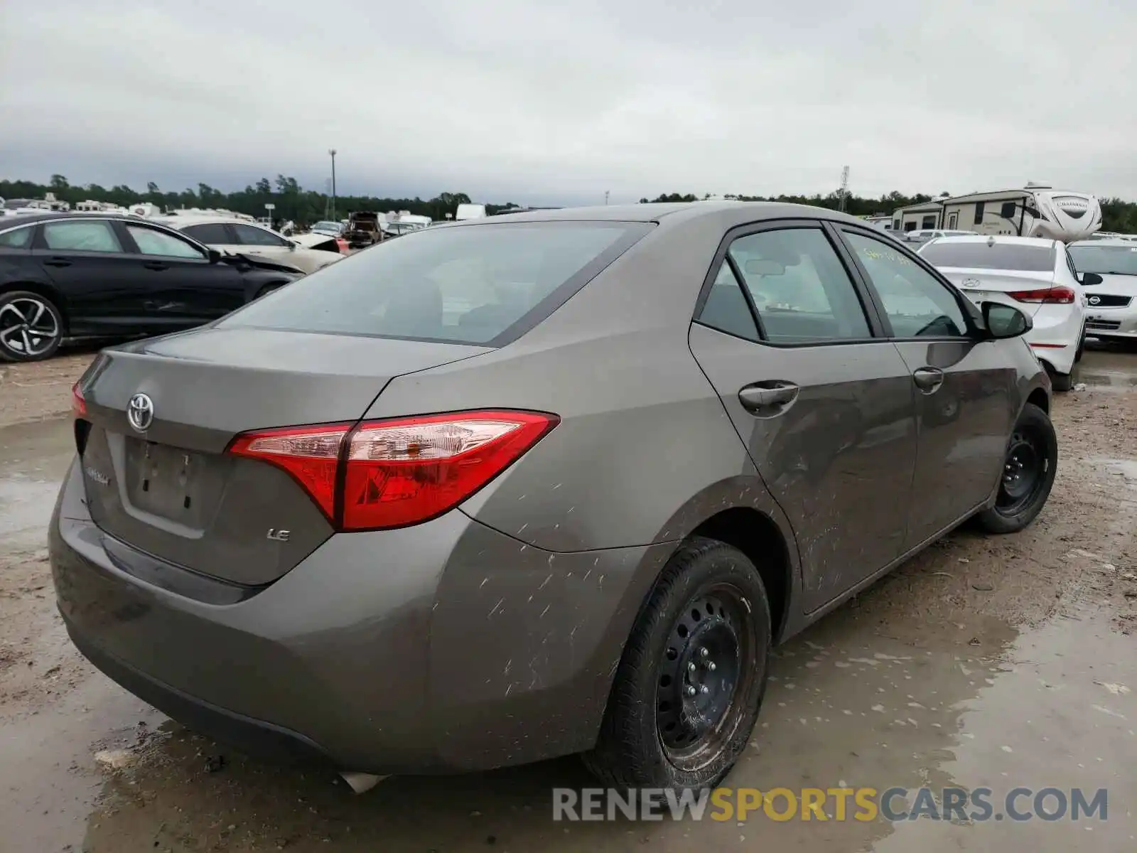 4 Photograph of a damaged car 5YFBURHE0KP936856 TOYOTA COROLLA 2019