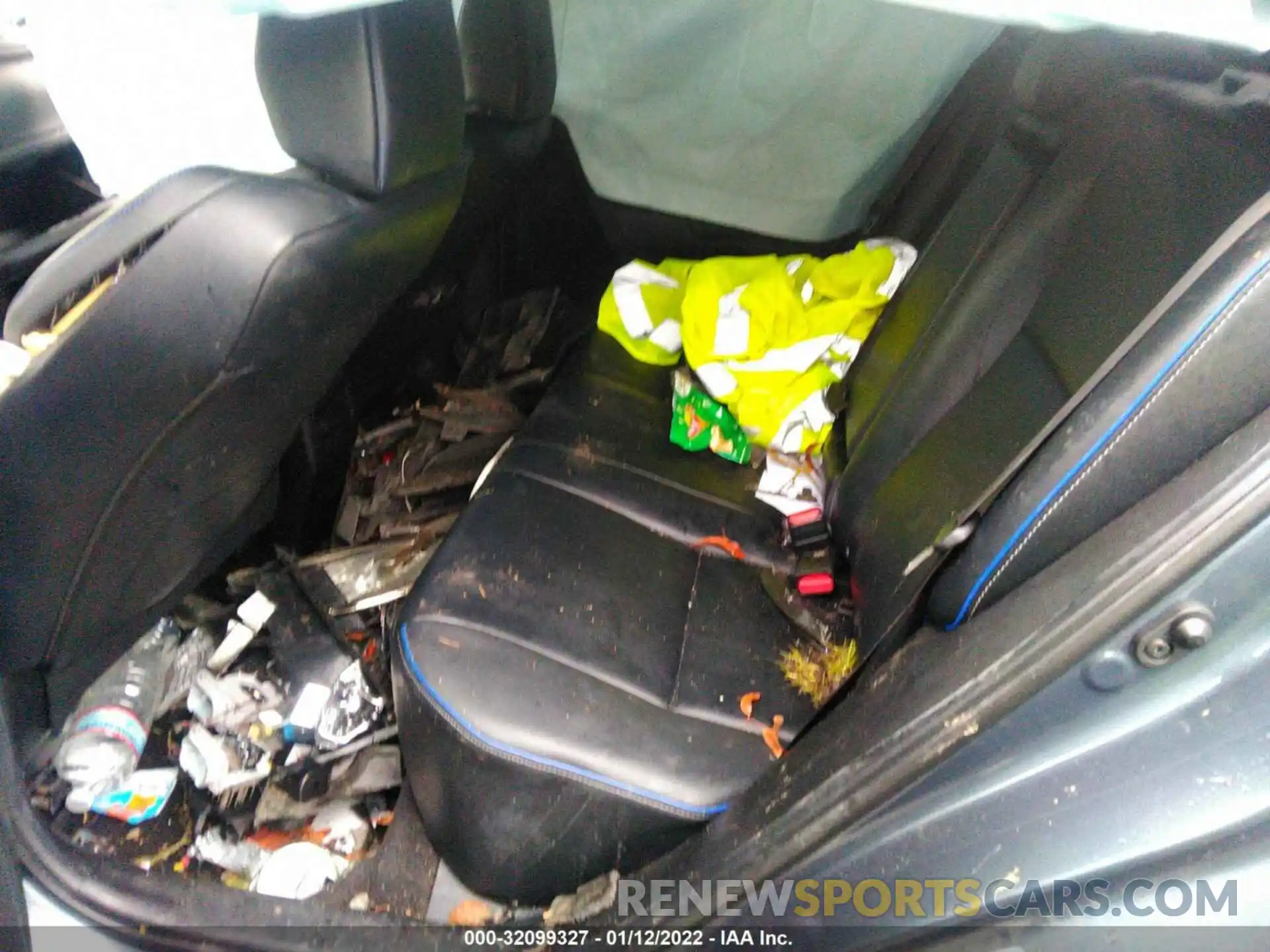 8 Photograph of a damaged car 5YFBURHE0KP937506 TOYOTA COROLLA 2019