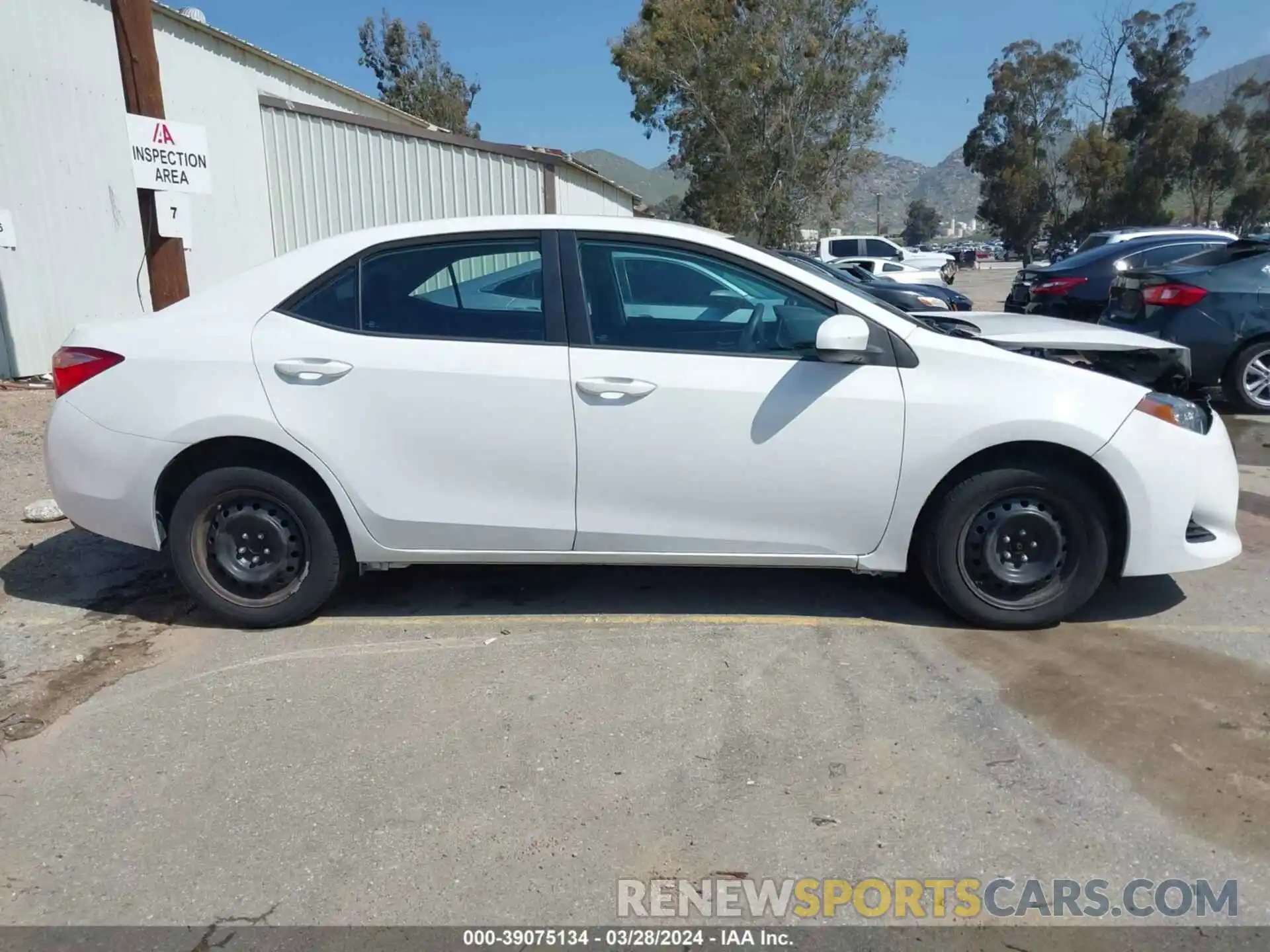 13 Photograph of a damaged car 5YFBURHE0KP938266 TOYOTA COROLLA 2019