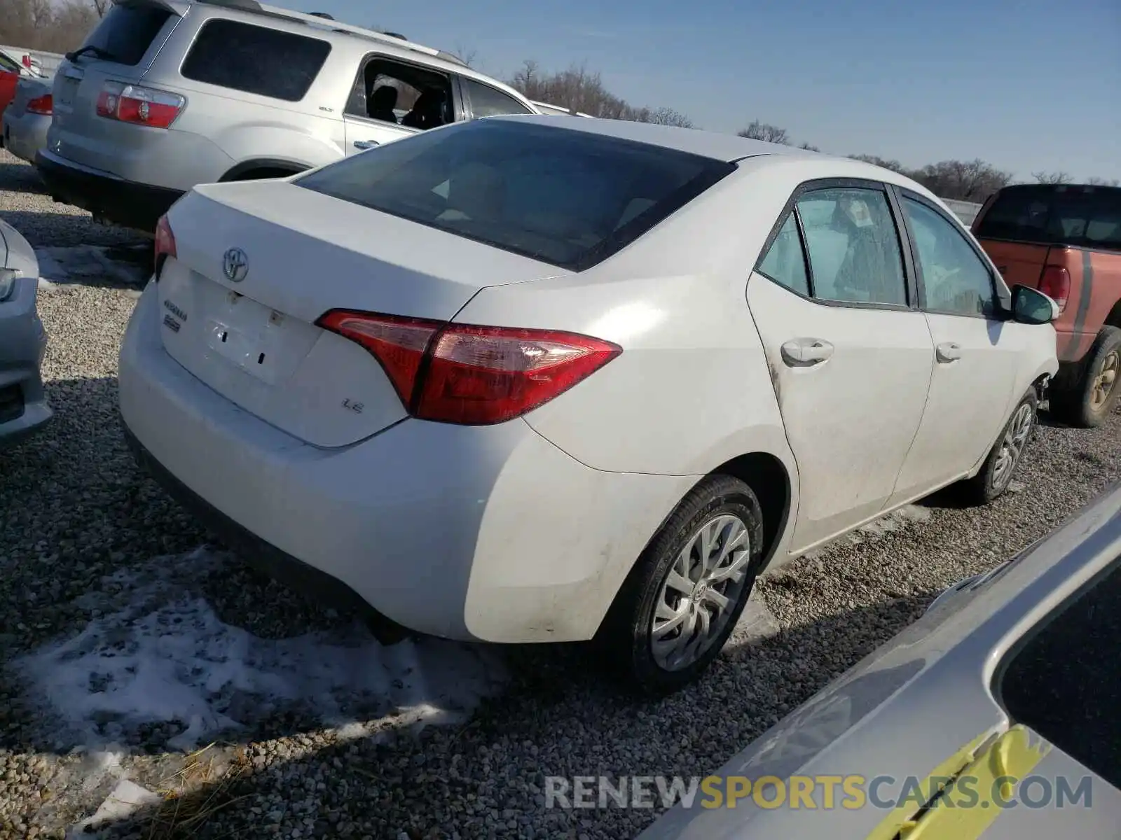 4 Photograph of a damaged car 5YFBURHE0KP938378 TOYOTA COROLLA 2019