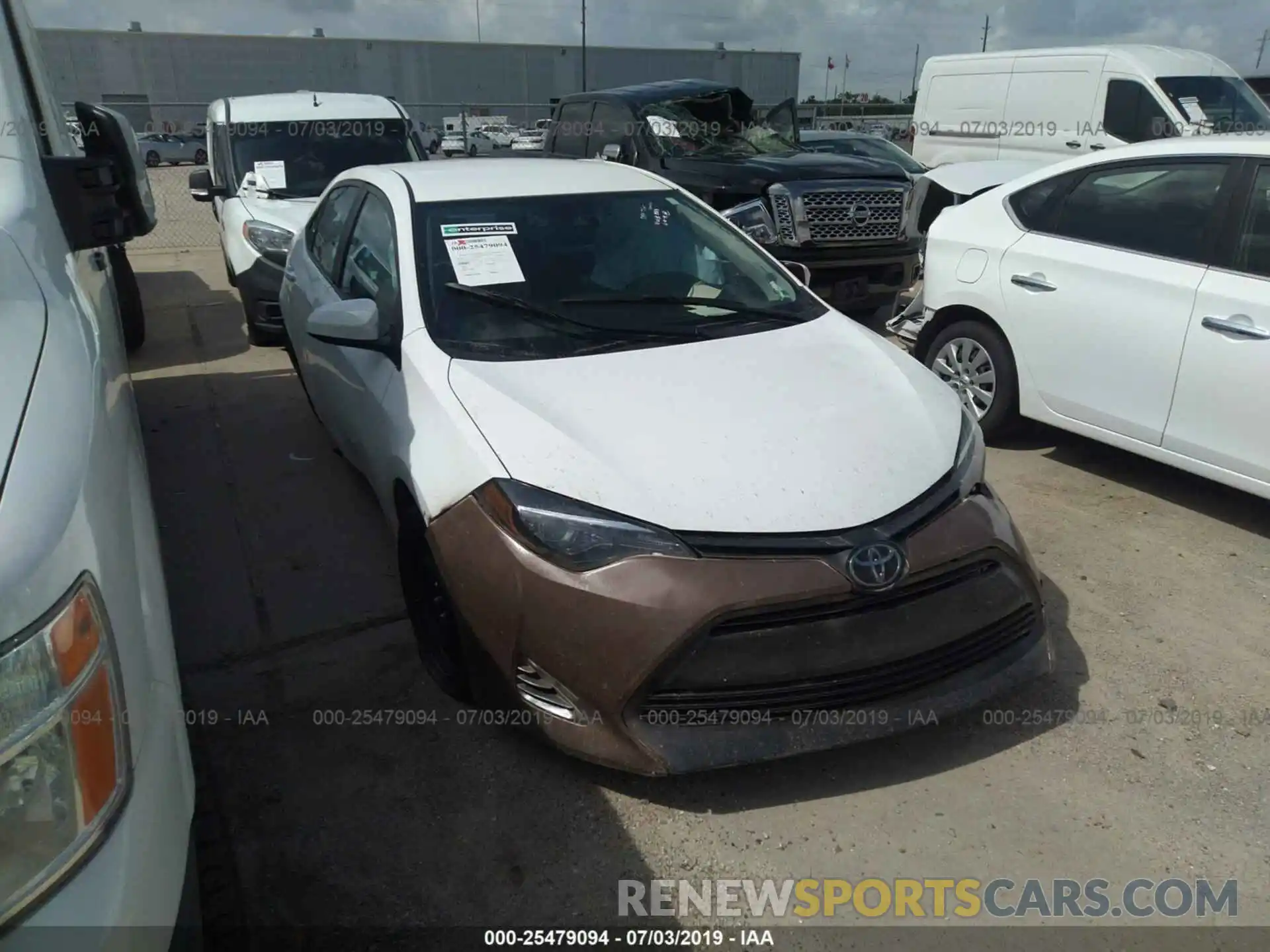 1 Photograph of a damaged car 5YFBURHE0KP938963 TOYOTA COROLLA 2019