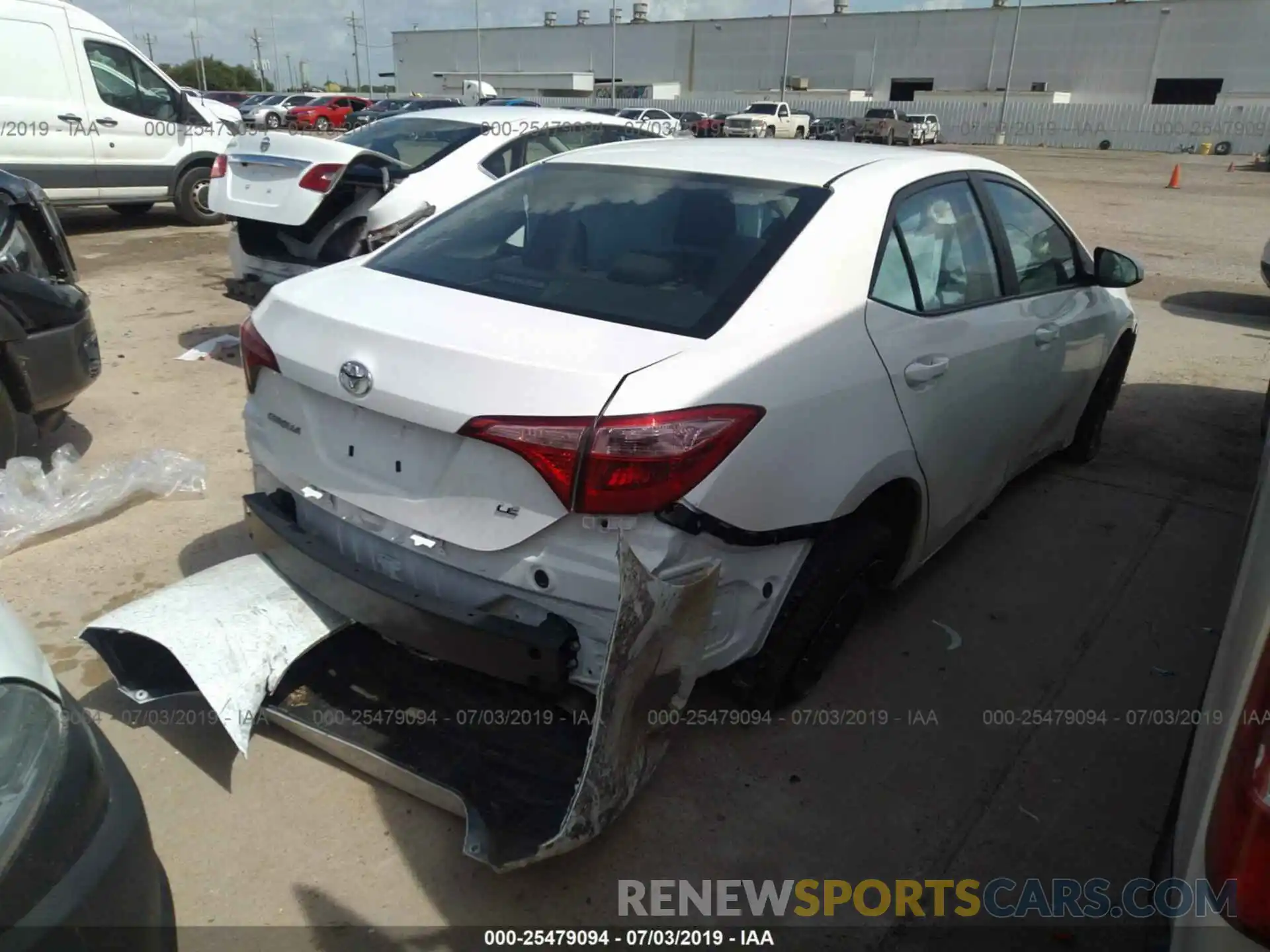 4 Photograph of a damaged car 5YFBURHE0KP938963 TOYOTA COROLLA 2019