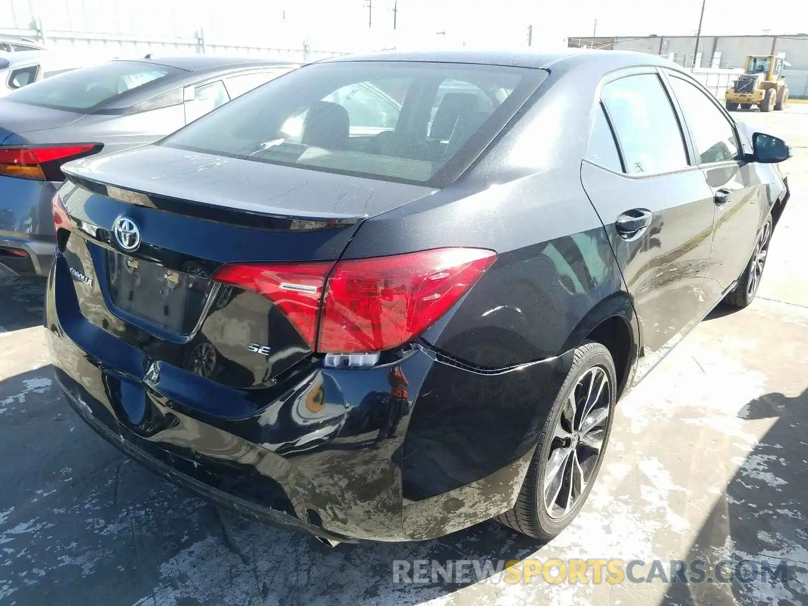 4 Photograph of a damaged car 5YFBURHE0KP939238 TOYOTA COROLLA 2019