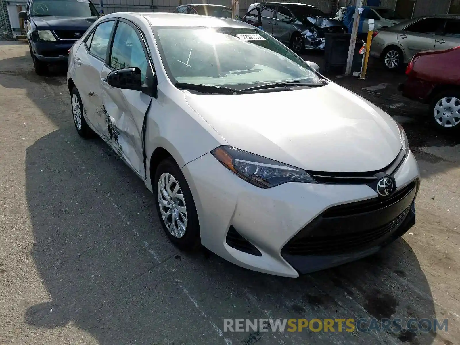 1 Photograph of a damaged car 5YFBURHE0KP939644 TOYOTA COROLLA 2019