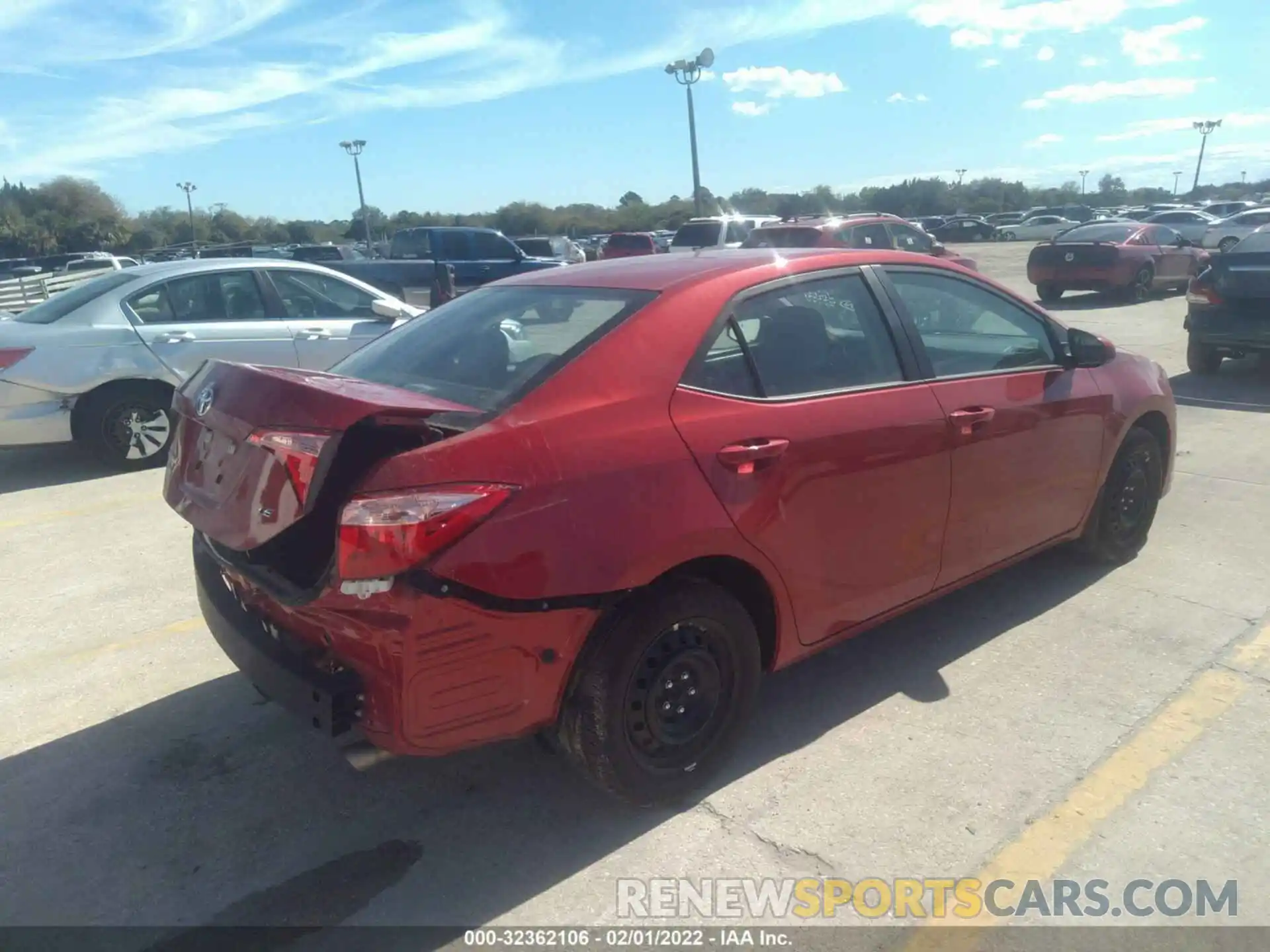 4 Photograph of a damaged car 5YFBURHE0KP939949 TOYOTA COROLLA 2019