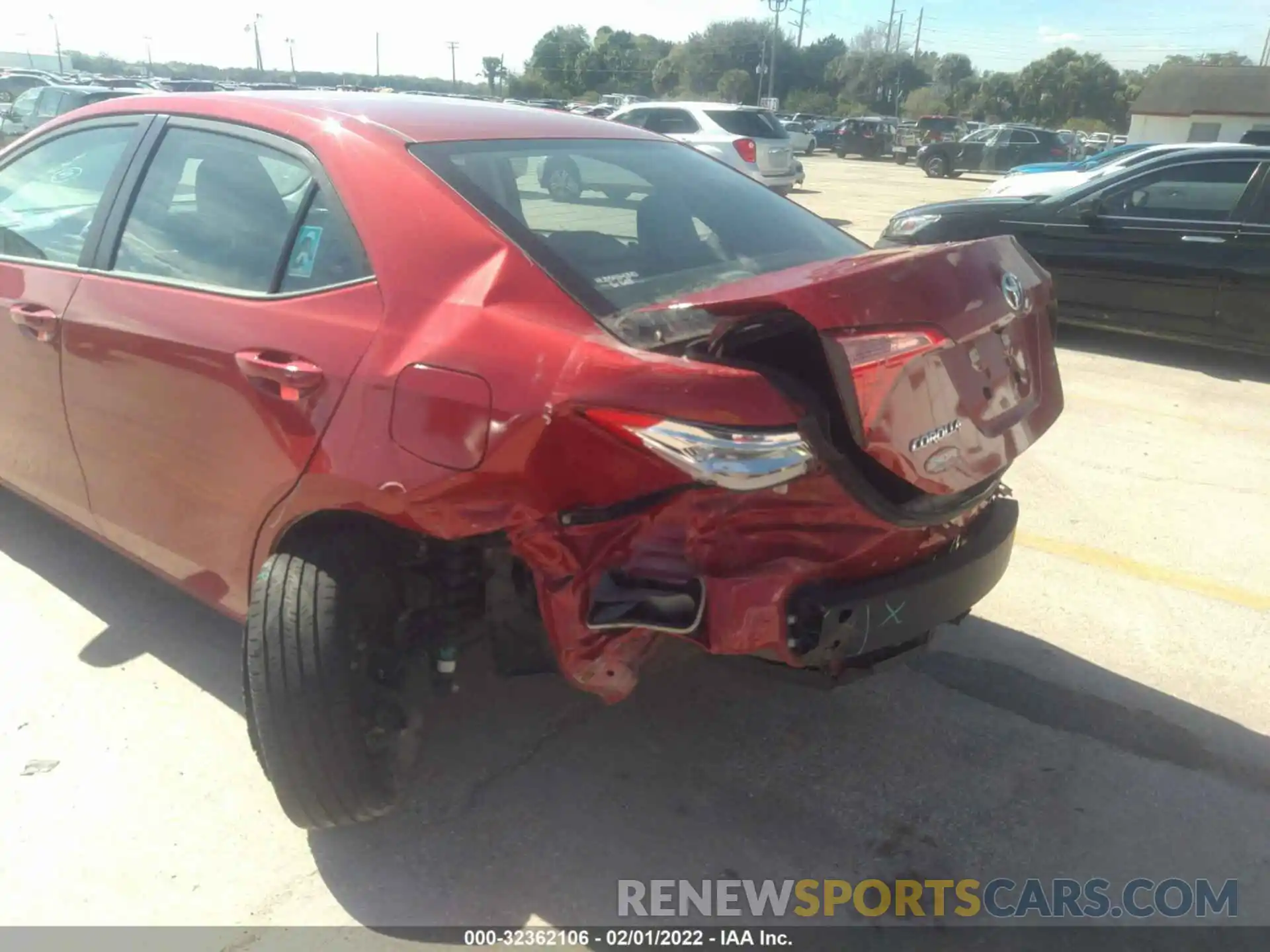 6 Photograph of a damaged car 5YFBURHE0KP939949 TOYOTA COROLLA 2019