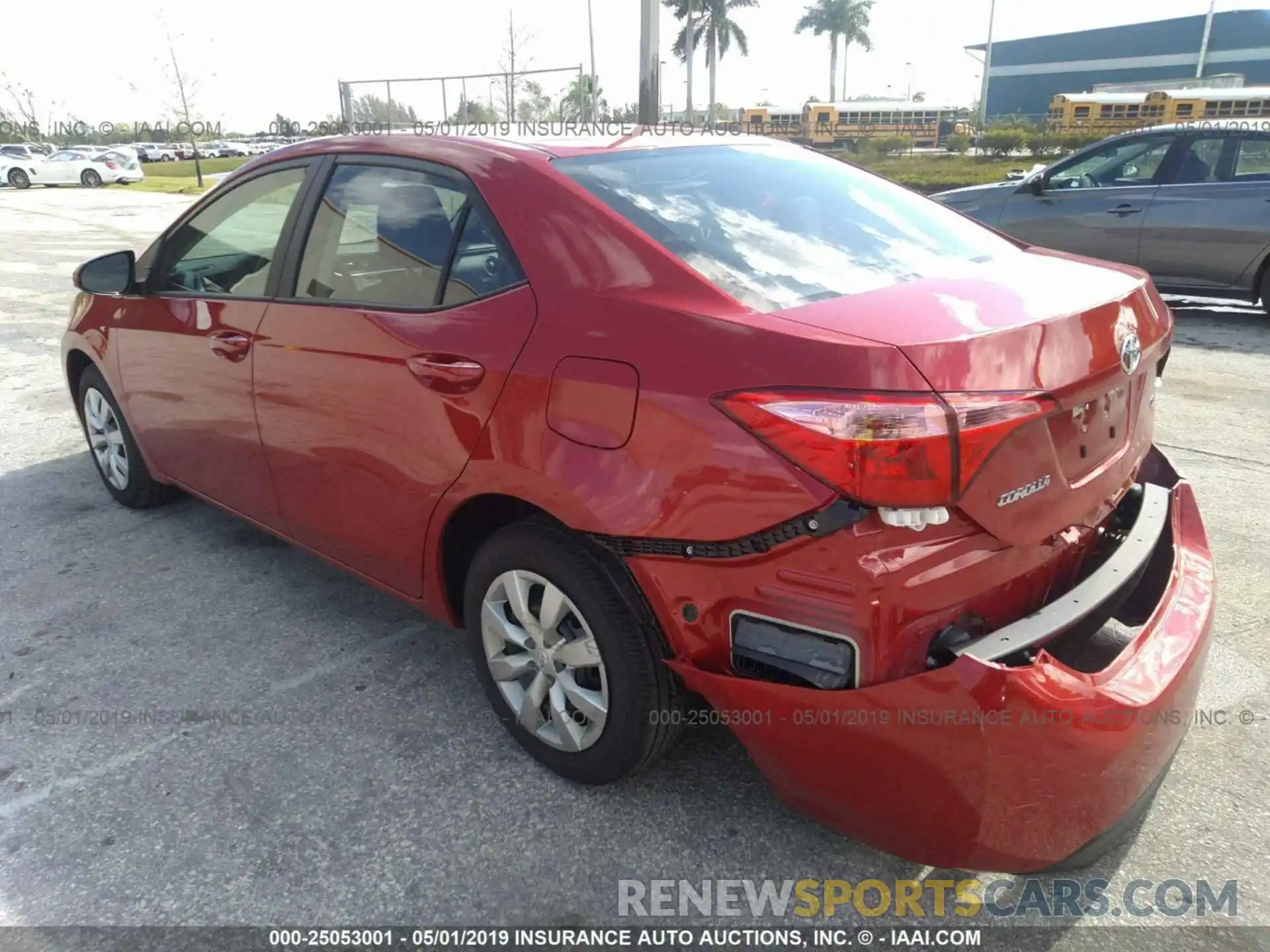 3 Photograph of a damaged car 5YFBURHE0KP940275 TOYOTA COROLLA 2019