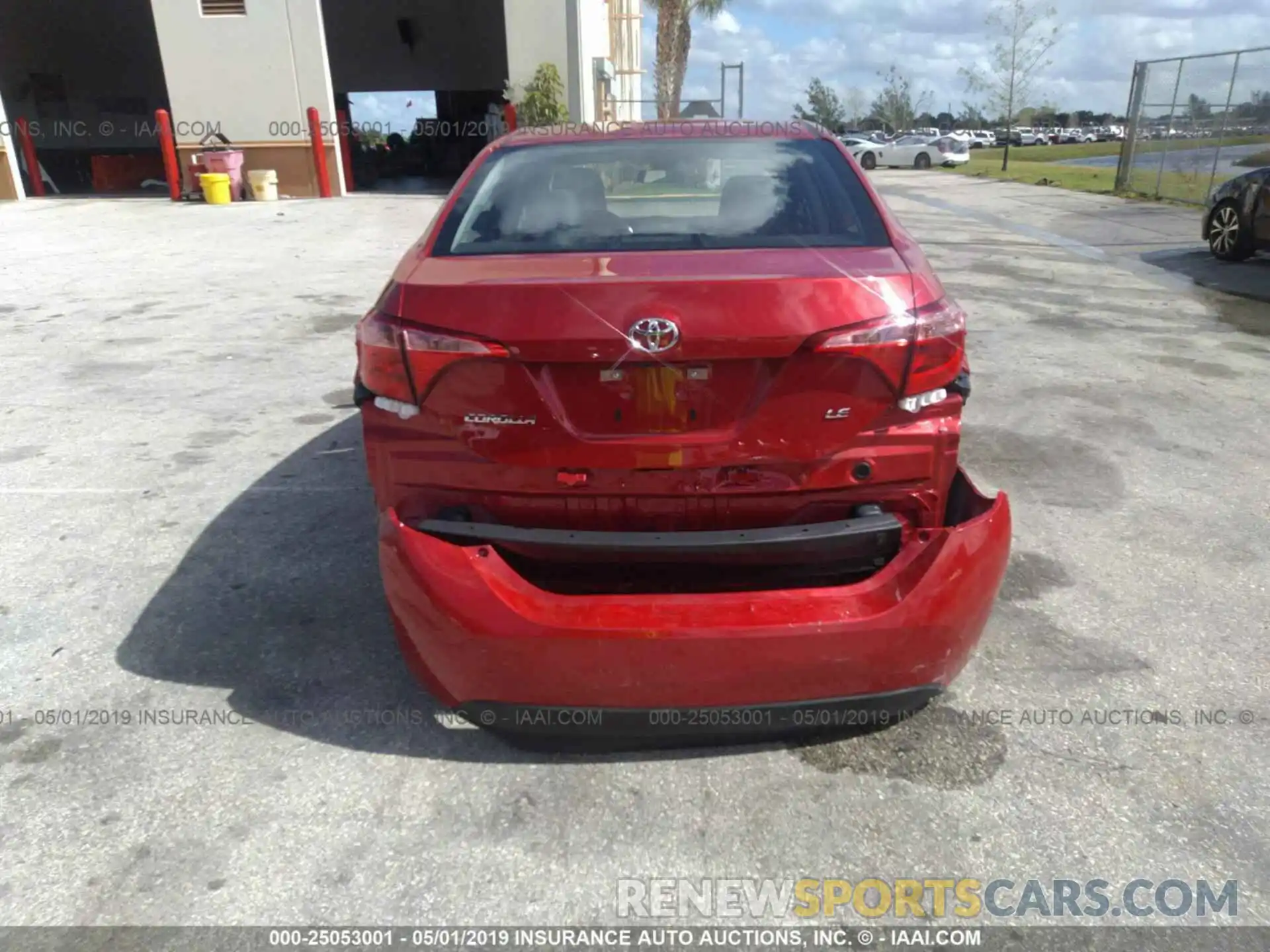 6 Photograph of a damaged car 5YFBURHE0KP940275 TOYOTA COROLLA 2019