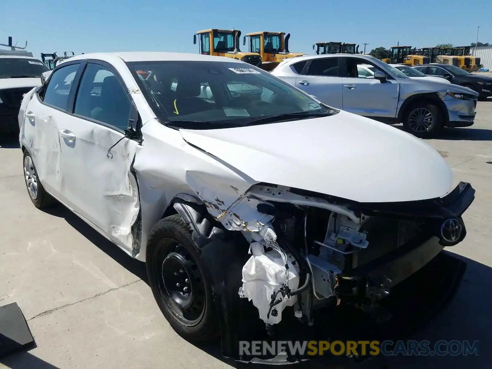 1 Photograph of a damaged car 5YFBURHE0KP940390 TOYOTA COROLLA 2019