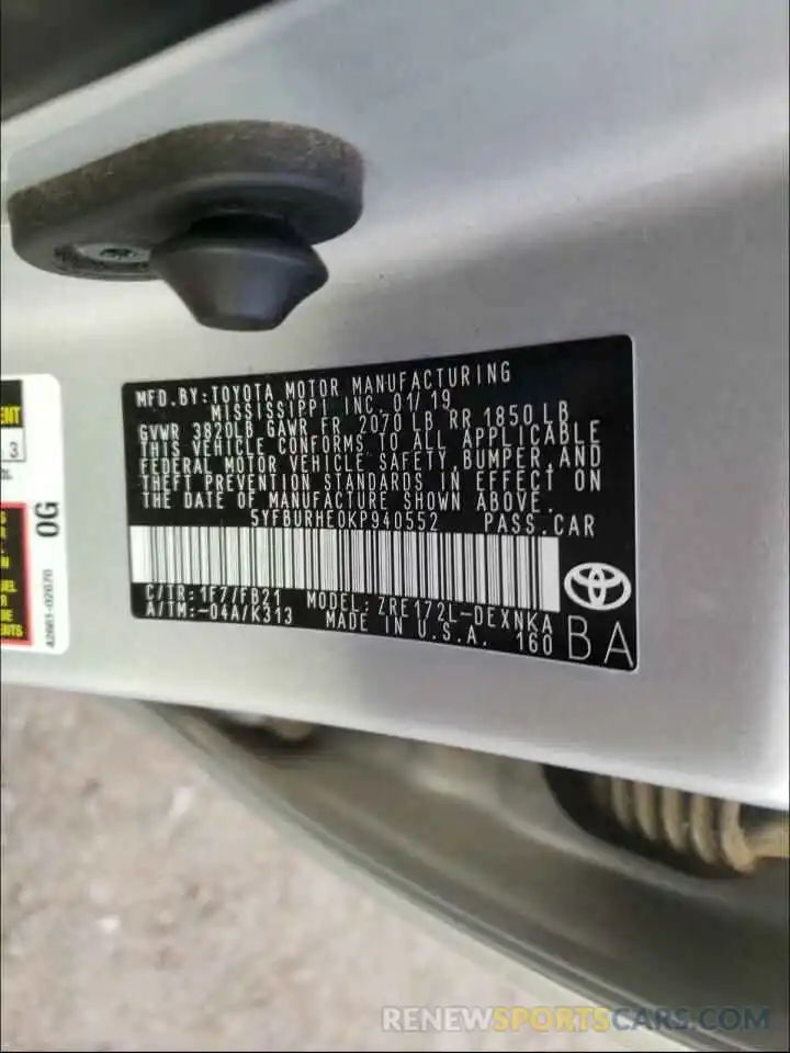 10 Photograph of a damaged car 5YFBURHE0KP940552 TOYOTA COROLLA 2019