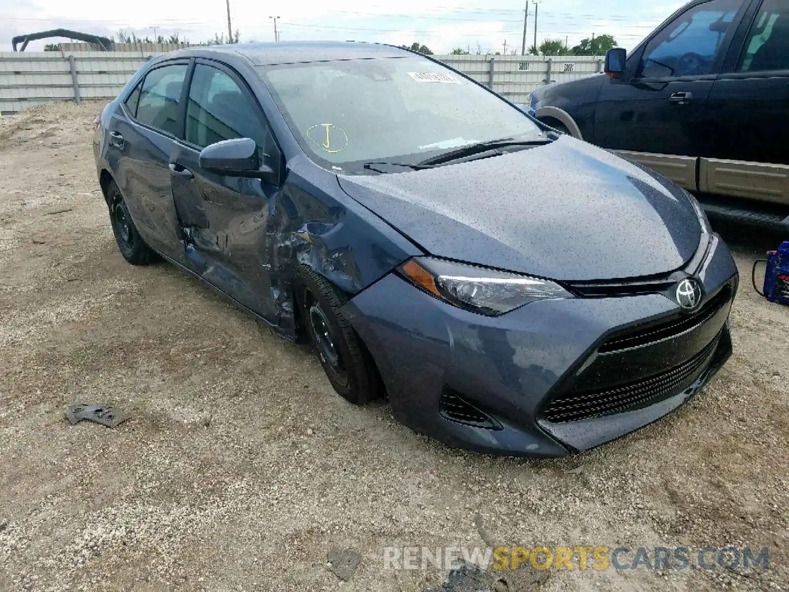 1 Photograph of a damaged car 5YFBURHE0KP940566 TOYOTA COROLLA 2019