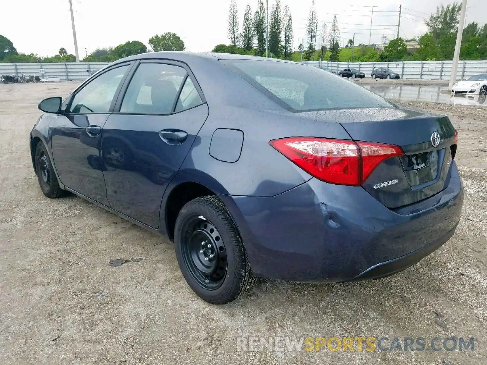 3 Photograph of a damaged car 5YFBURHE0KP940566 TOYOTA COROLLA 2019