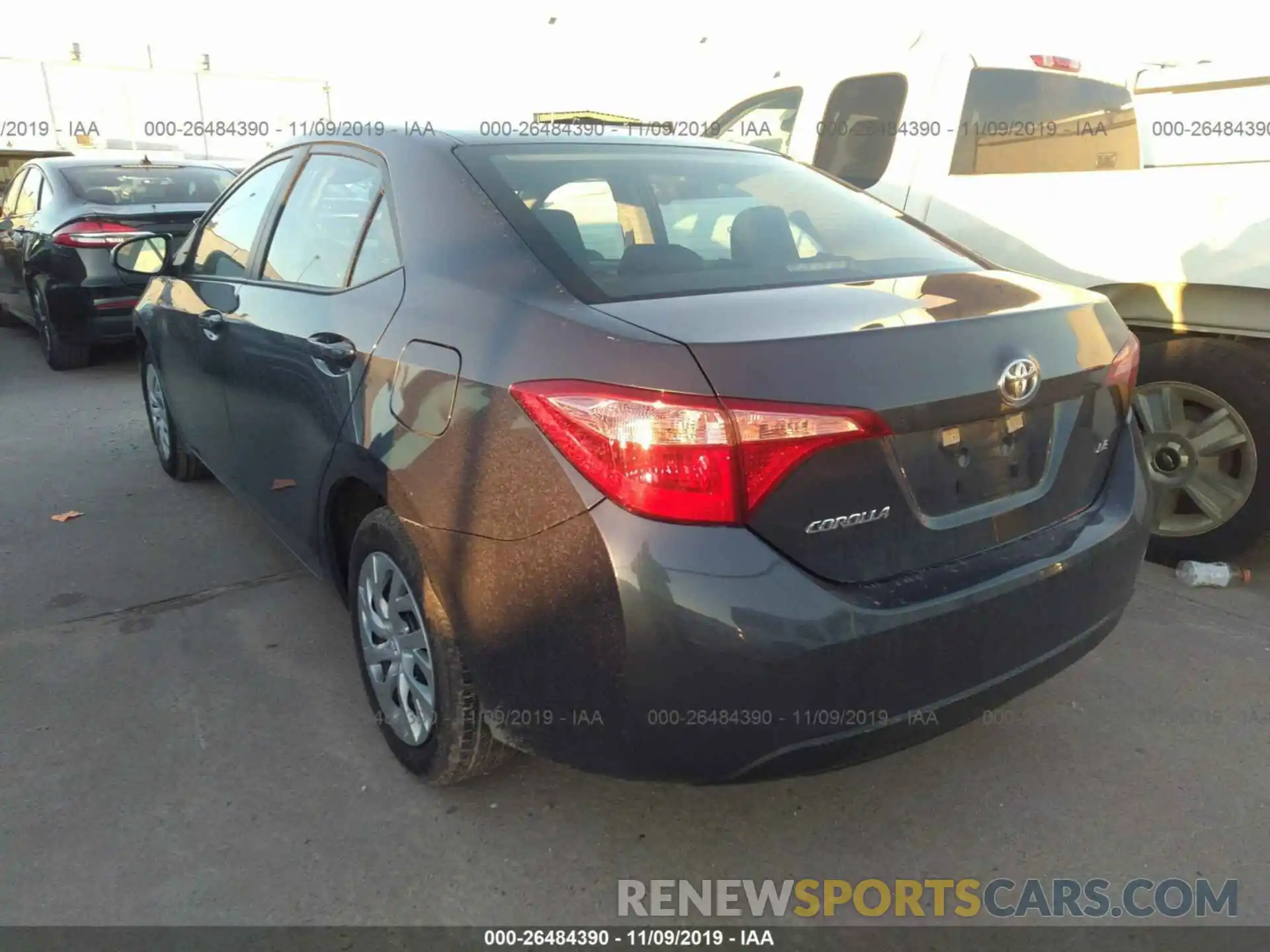 3 Photograph of a damaged car 5YFBURHE0KP940633 TOYOTA COROLLA 2019