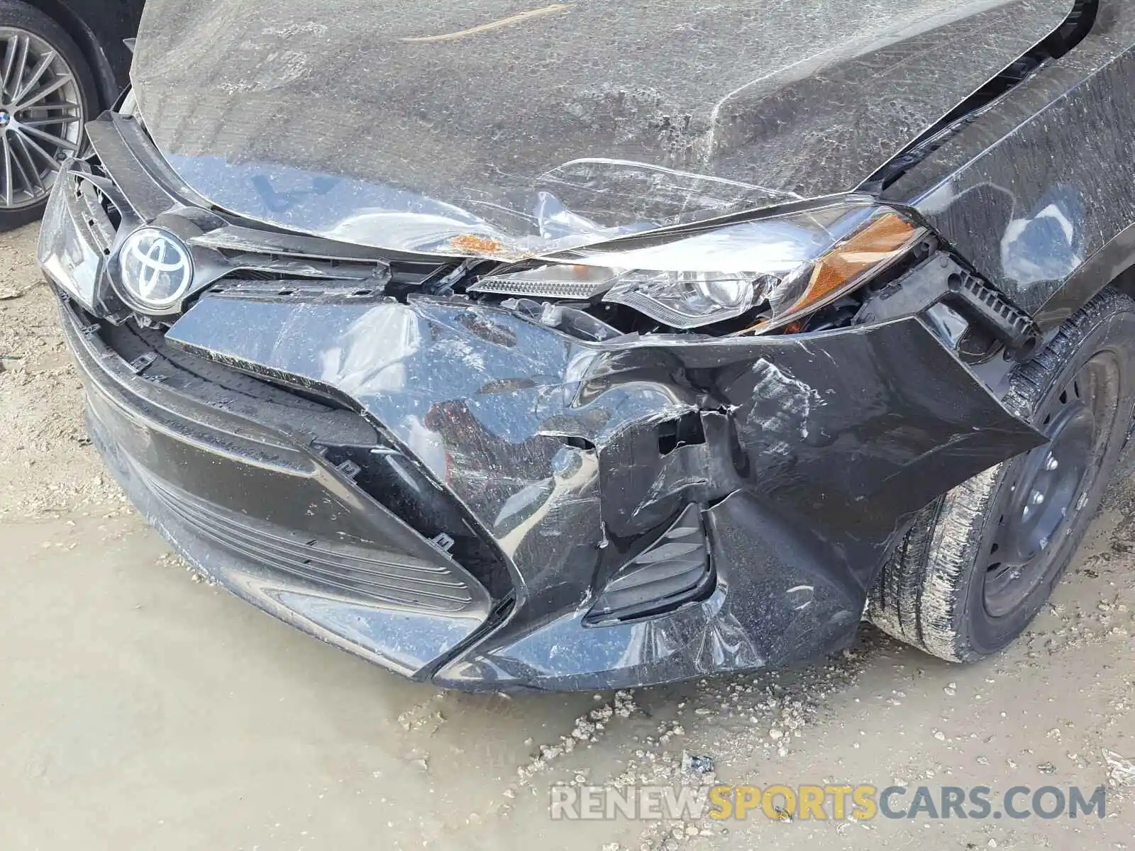 9 Photograph of a damaged car 5YFBURHE0KP941071 TOYOTA COROLLA 2019