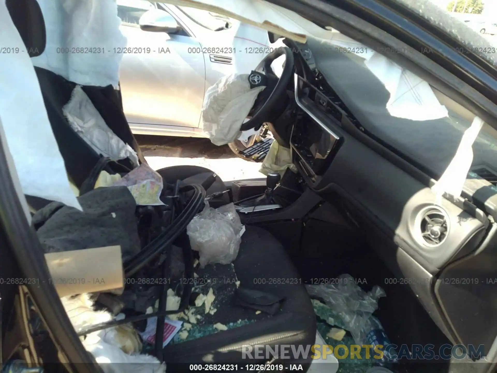 5 Photograph of a damaged car 5YFBURHE0KP941507 TOYOTA COROLLA 2019