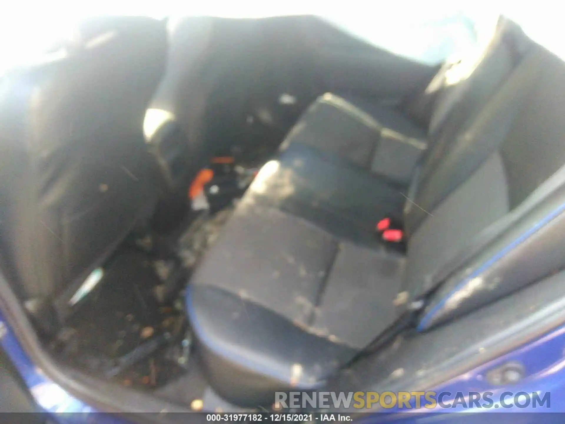 8 Photograph of a damaged car 5YFBURHE0KP941927 TOYOTA COROLLA 2019