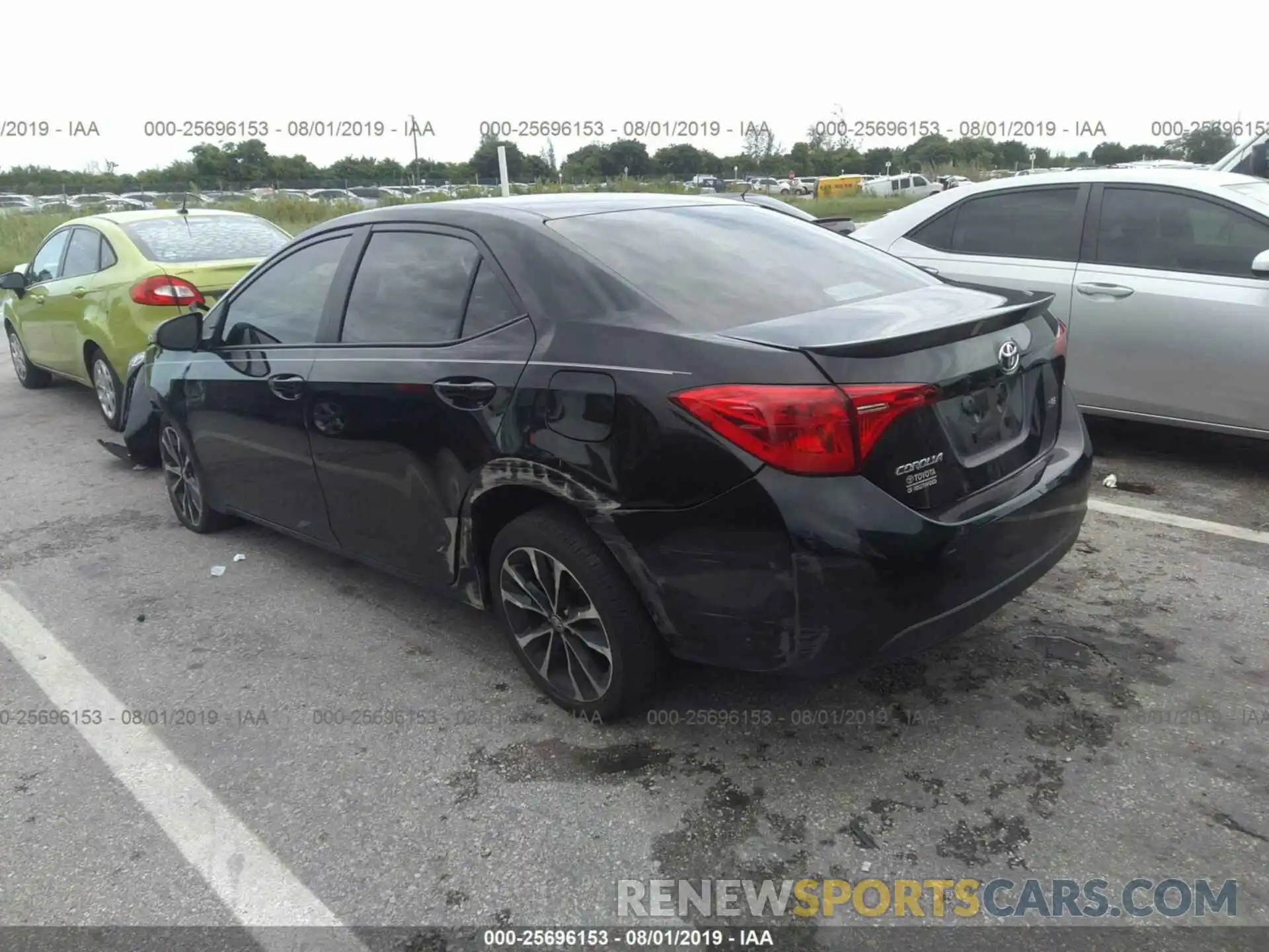 3 Photograph of a damaged car 5YFBURHE0KP942382 TOYOTA COROLLA 2019