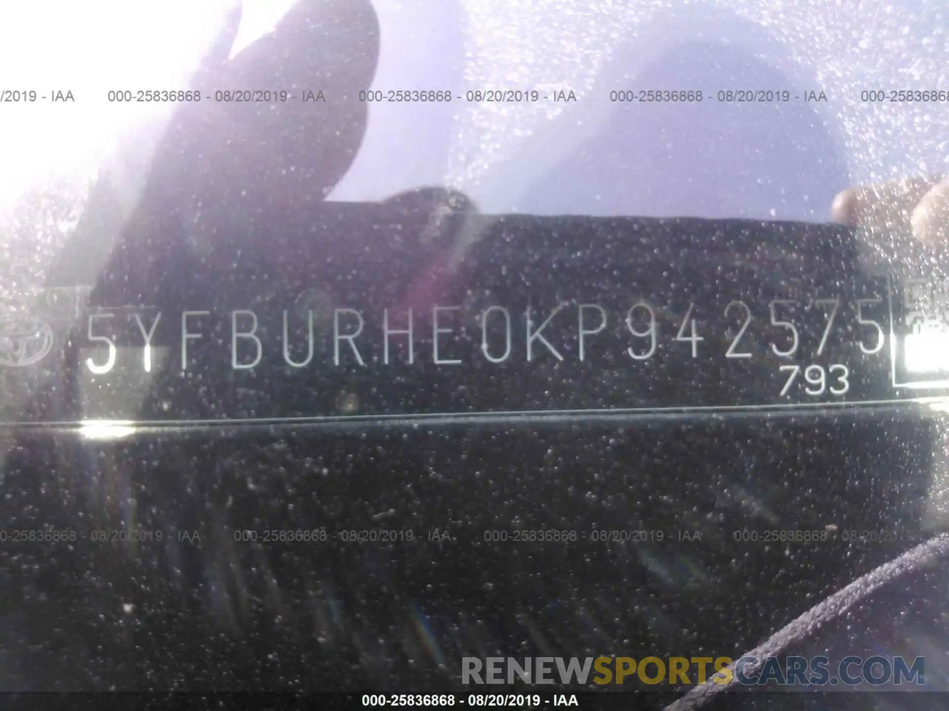 9 Photograph of a damaged car 5YFBURHE0KP942575 TOYOTA COROLLA 2019