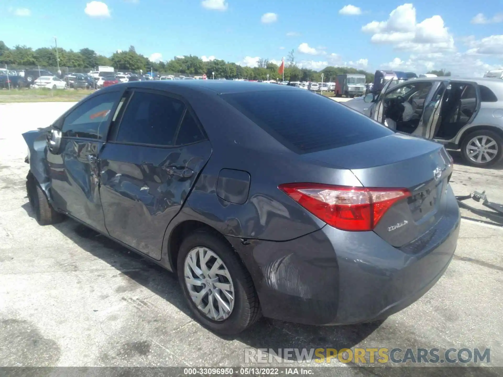 3 Photograph of a damaged car 5YFBURHE0KP943130 TOYOTA COROLLA 2019