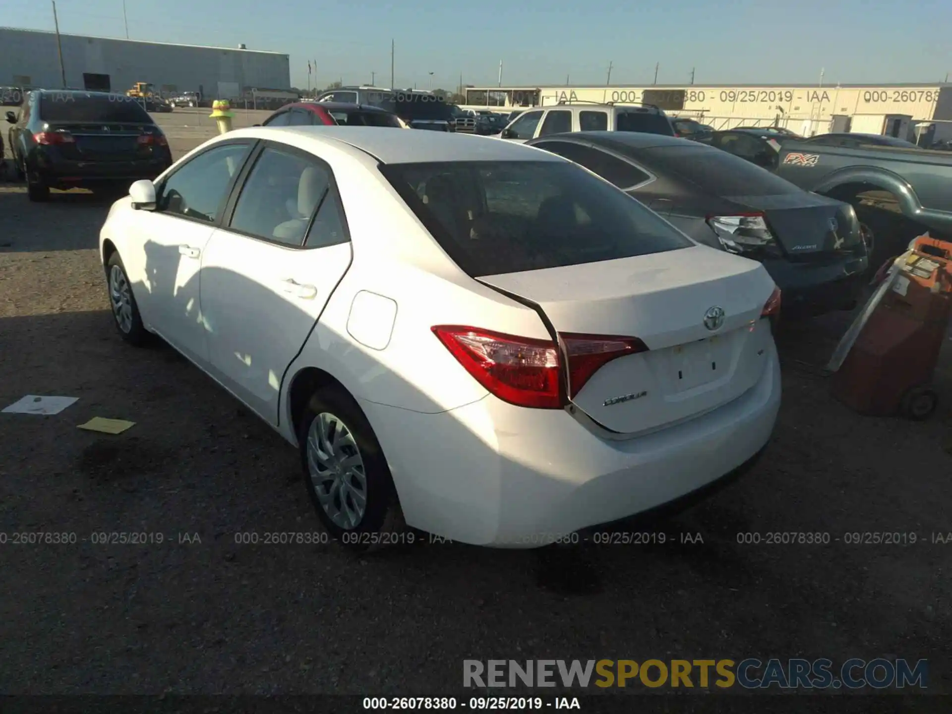 3 Photograph of a damaged car 5YFBURHE0KP944097 TOYOTA COROLLA 2019