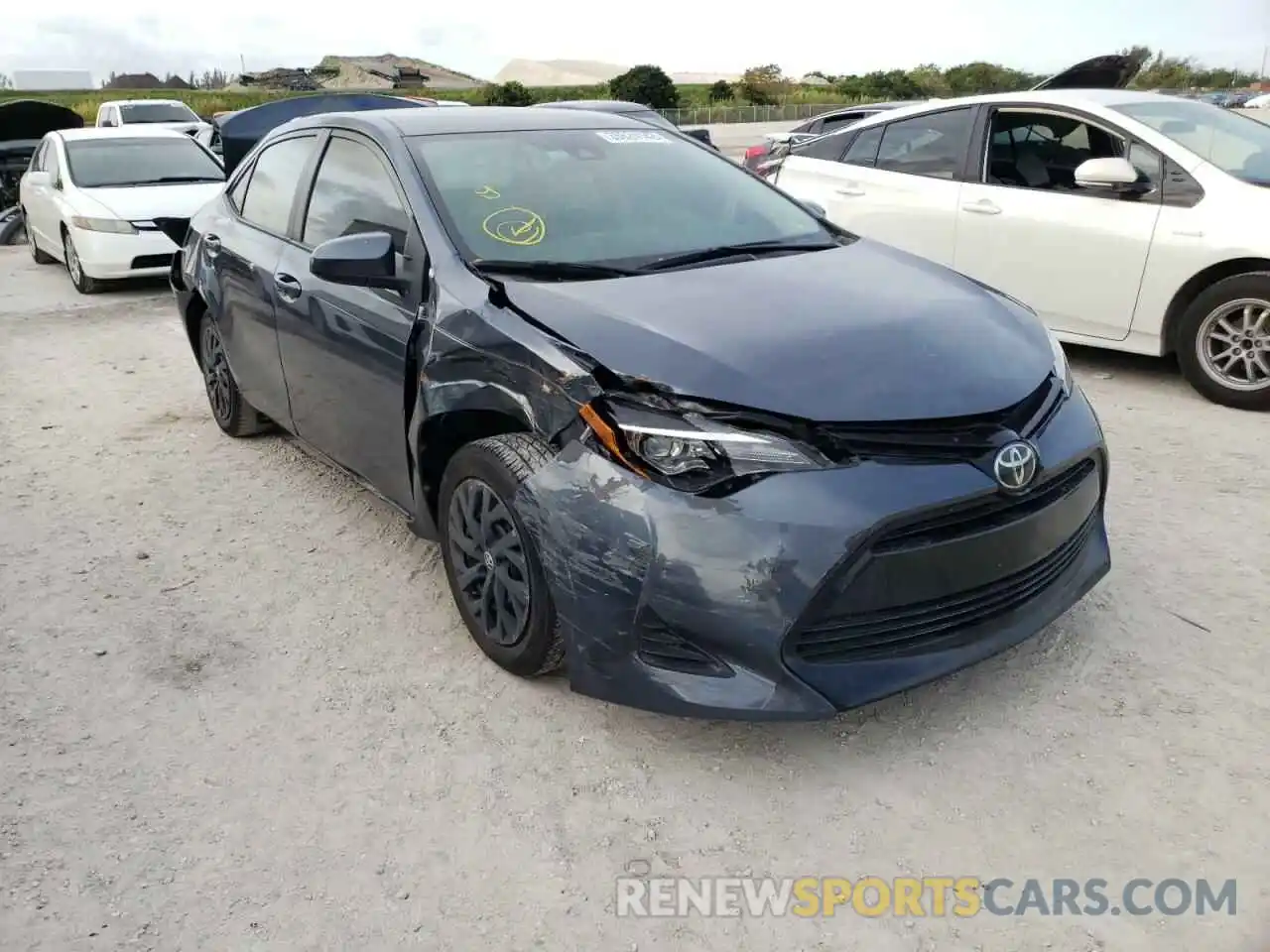 1 Photograph of a damaged car 5YFBURHE0KP944472 TOYOTA COROLLA 2019