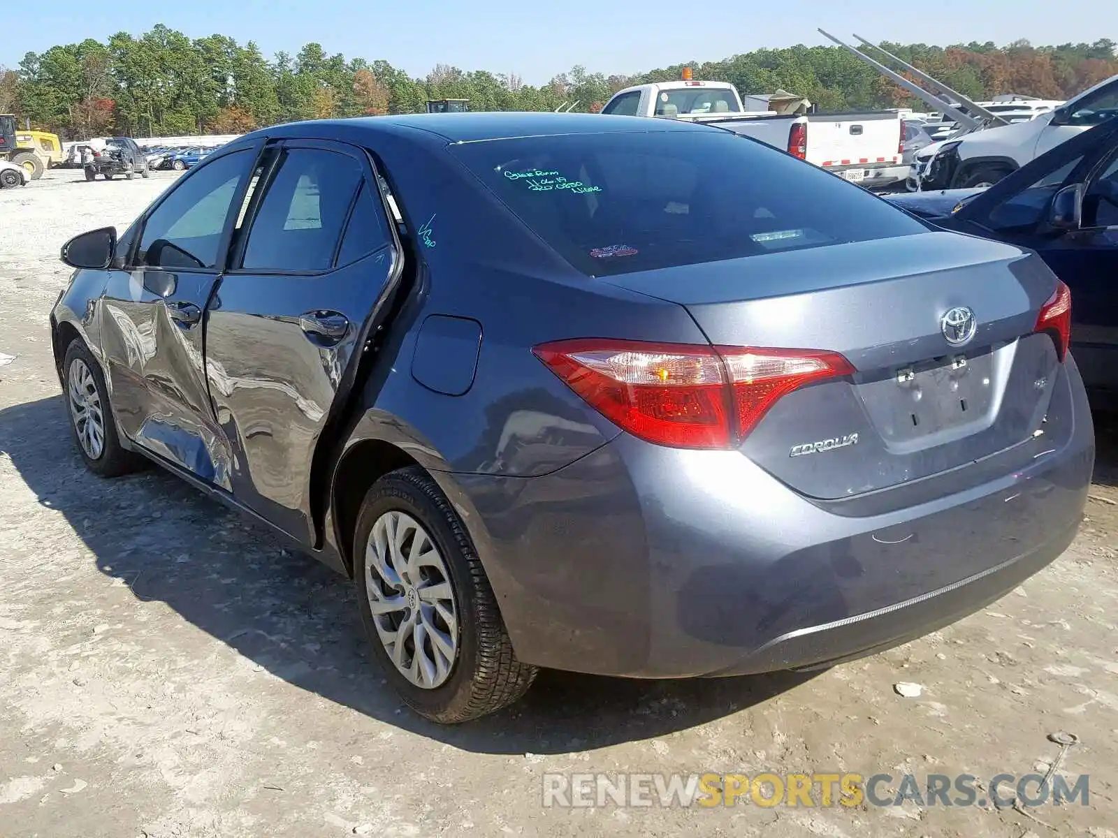 3 Photograph of a damaged car 5YFBURHE0KP944682 TOYOTA COROLLA 2019