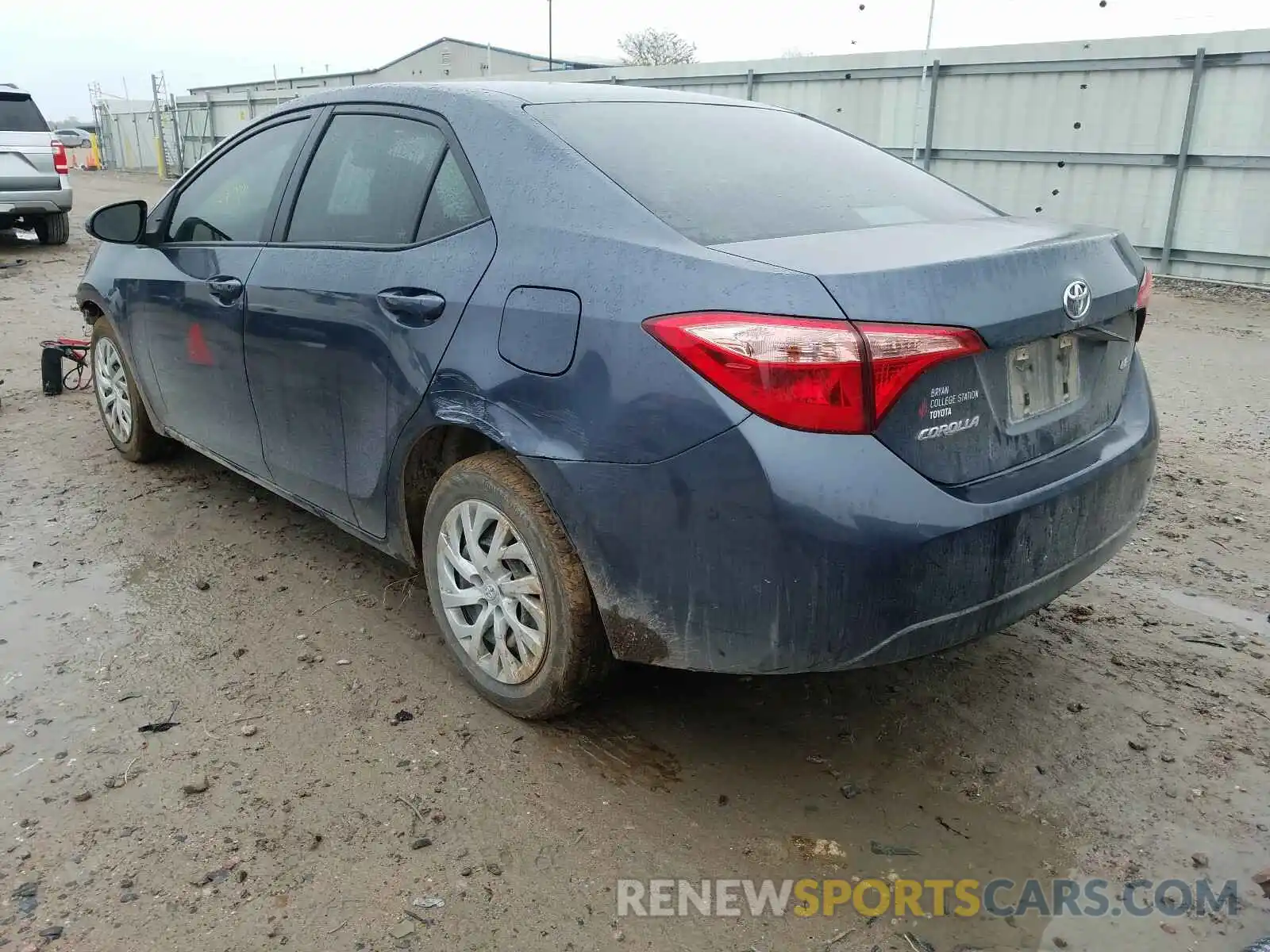 3 Photograph of a damaged car 5YFBURHE0KP945430 TOYOTA COROLLA 2019