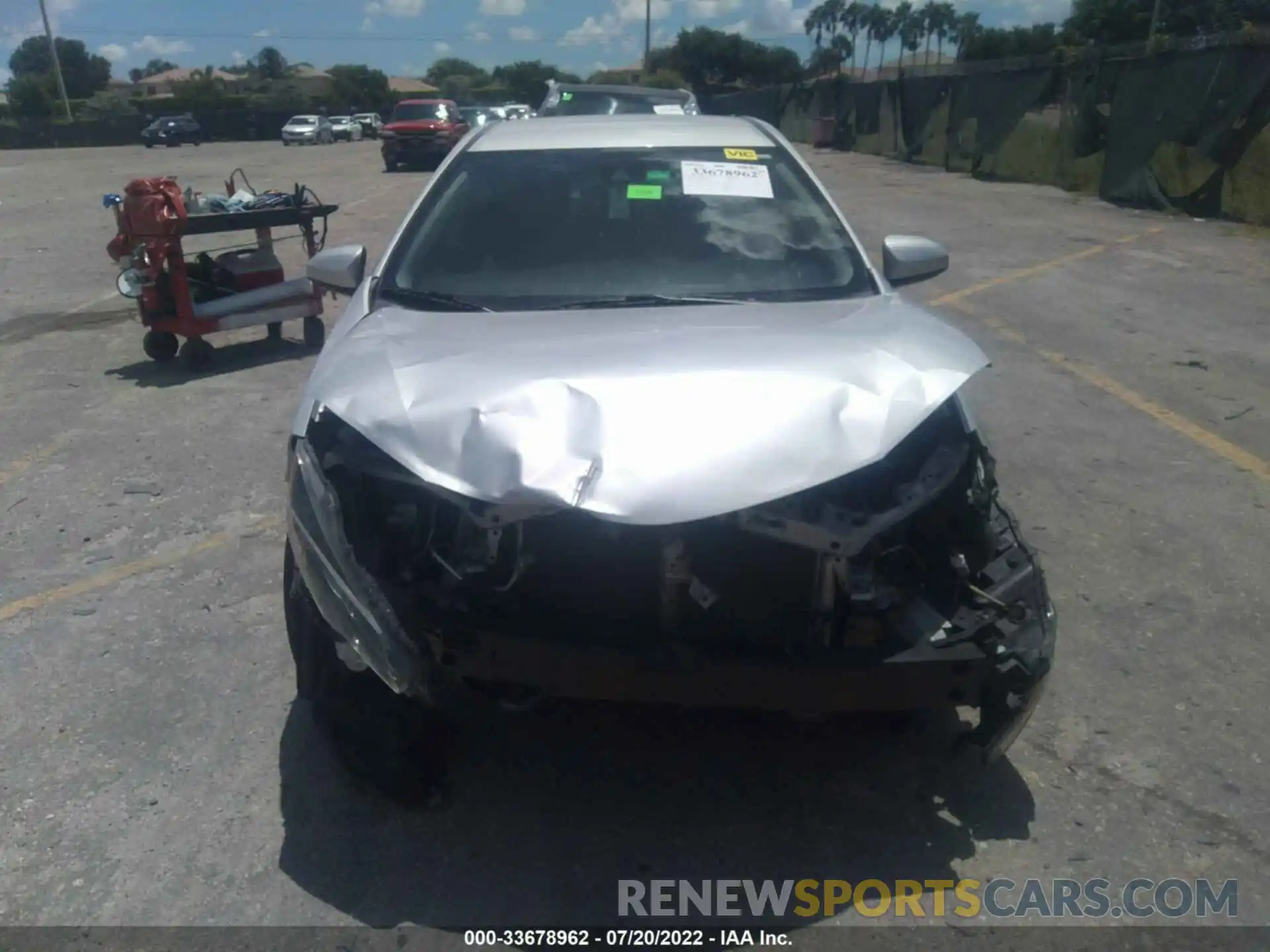 6 Photograph of a damaged car 5YFBURHE0KP945573 TOYOTA COROLLA 2019