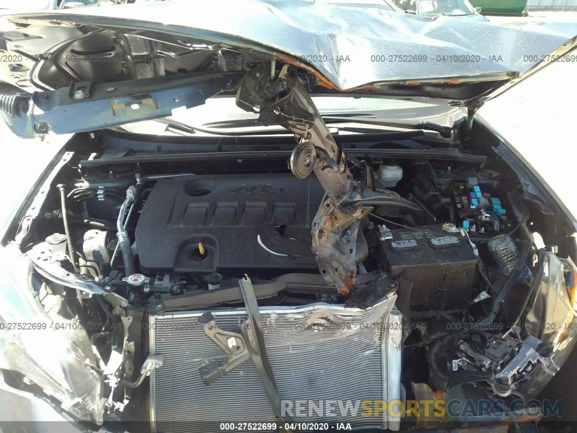 10 Photograph of a damaged car 5YFBURHE0KP945766 TOYOTA COROLLA 2019