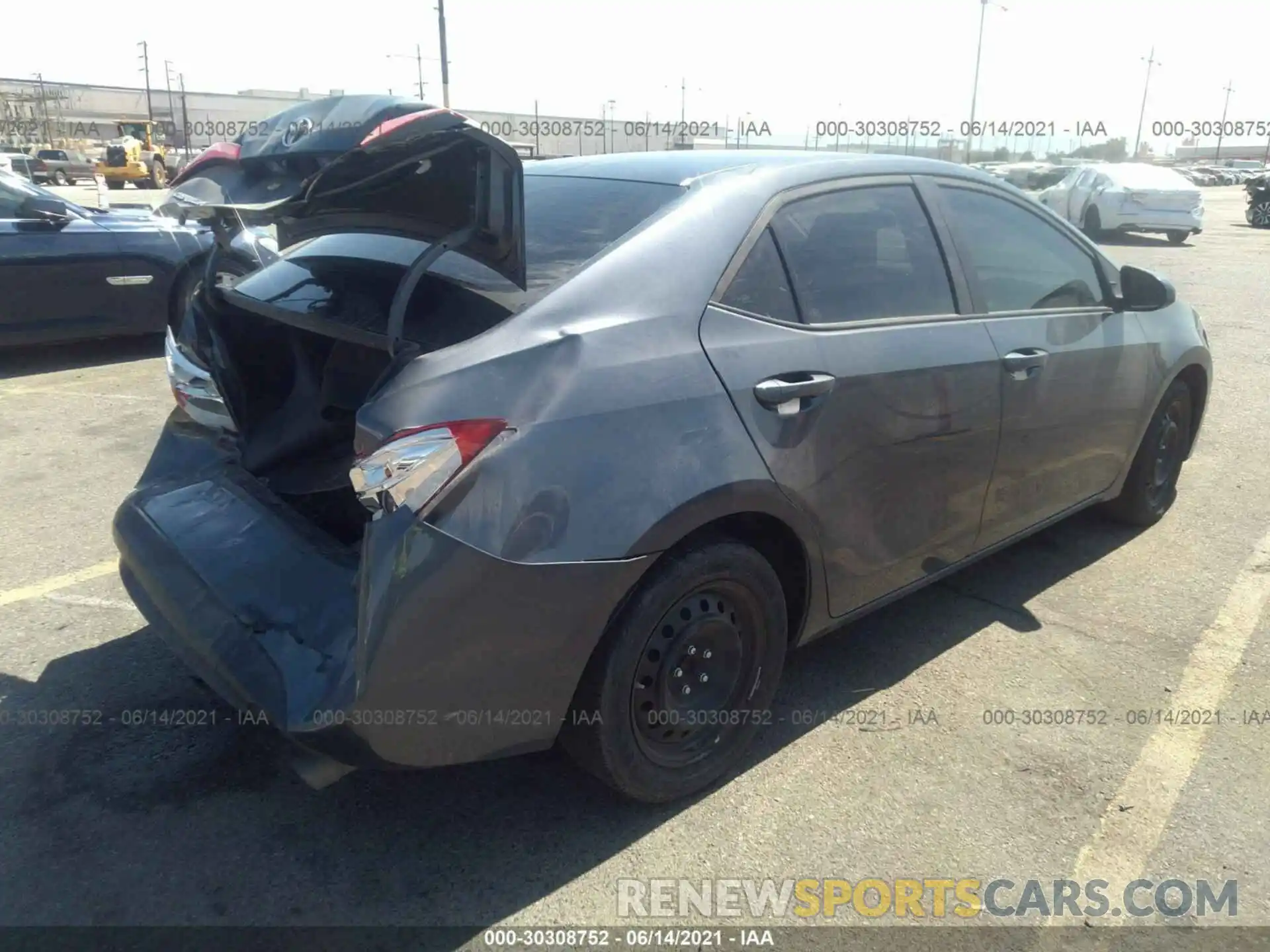 4 Photograph of a damaged car 5YFBURHE0KP945959 TOYOTA COROLLA 2019