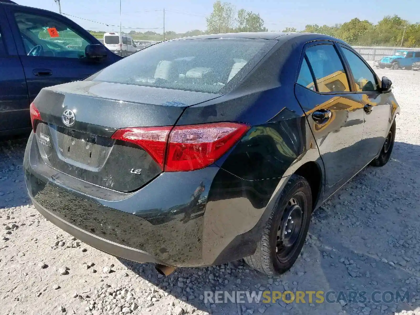 4 Photograph of a damaged car 5YFBURHE0KP946853 TOYOTA COROLLA 2019