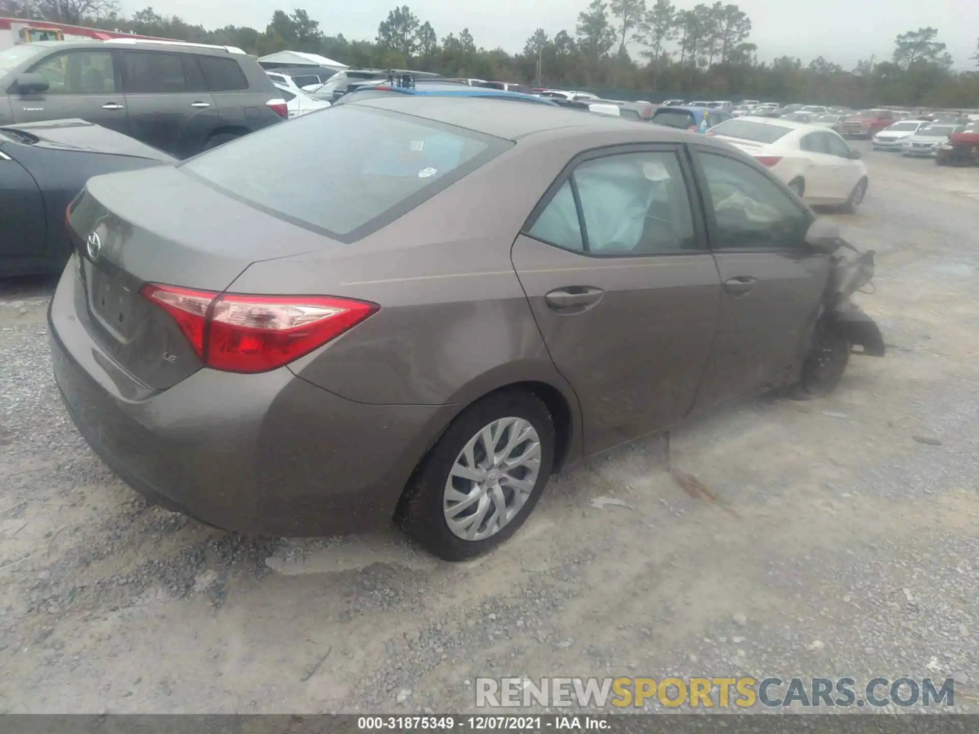 4 Photograph of a damaged car 5YFBURHE0KP947081 TOYOTA COROLLA 2019