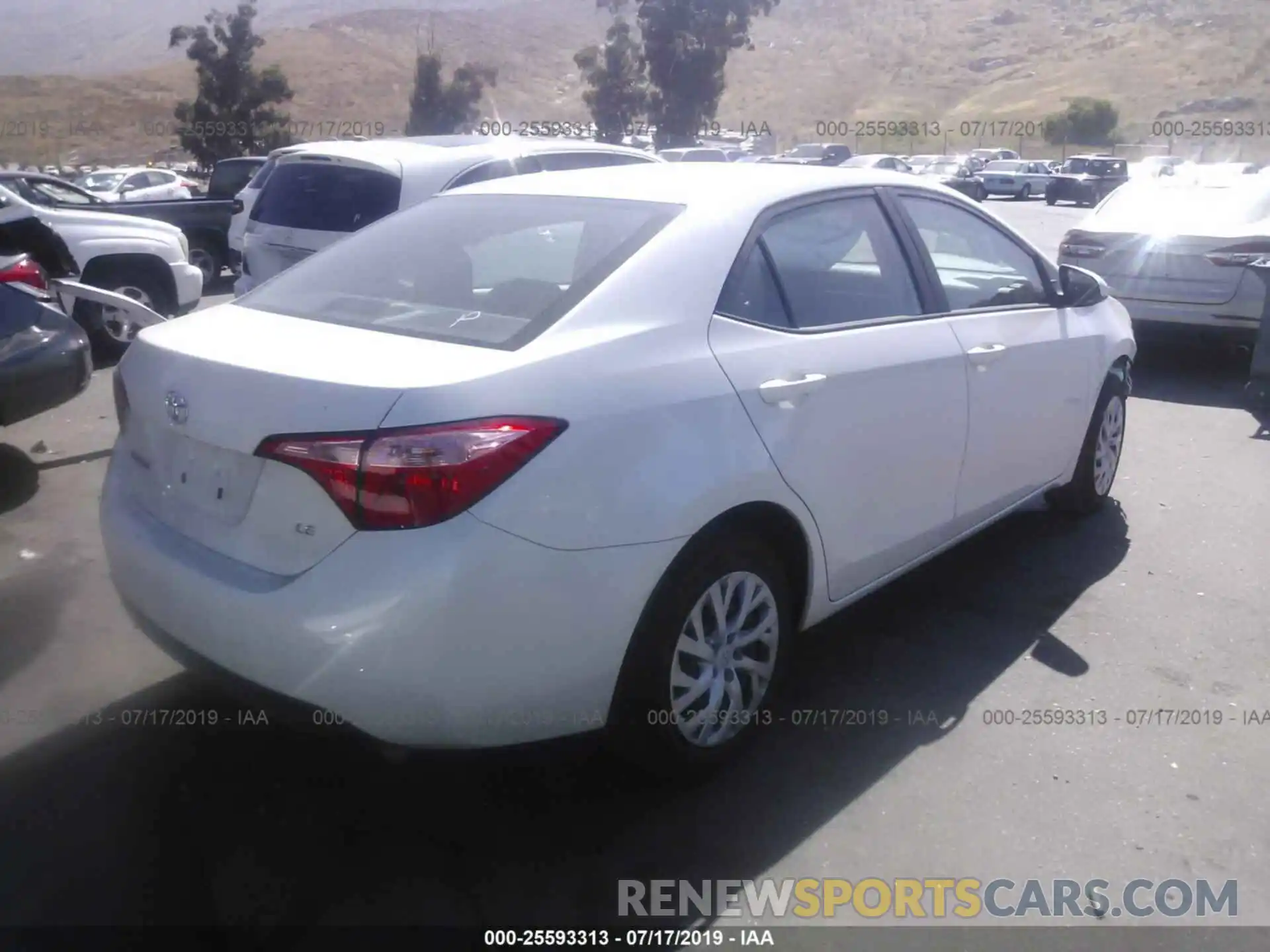 4 Photograph of a damaged car 5YFBURHE0KP947520 TOYOTA COROLLA 2019