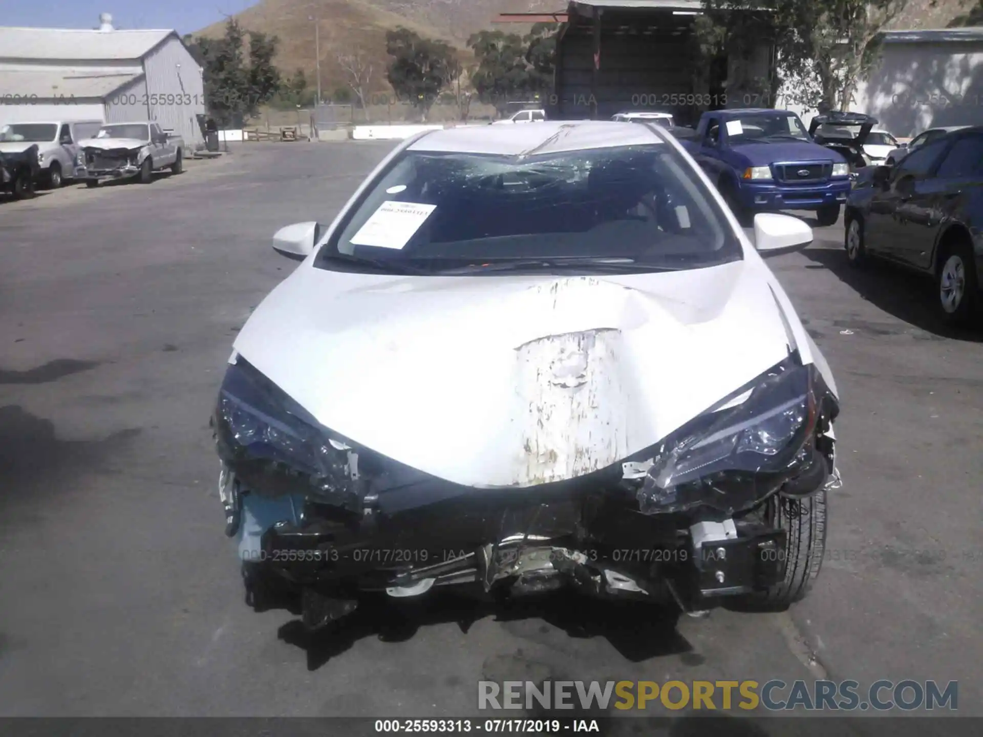 6 Photograph of a damaged car 5YFBURHE0KP947520 TOYOTA COROLLA 2019