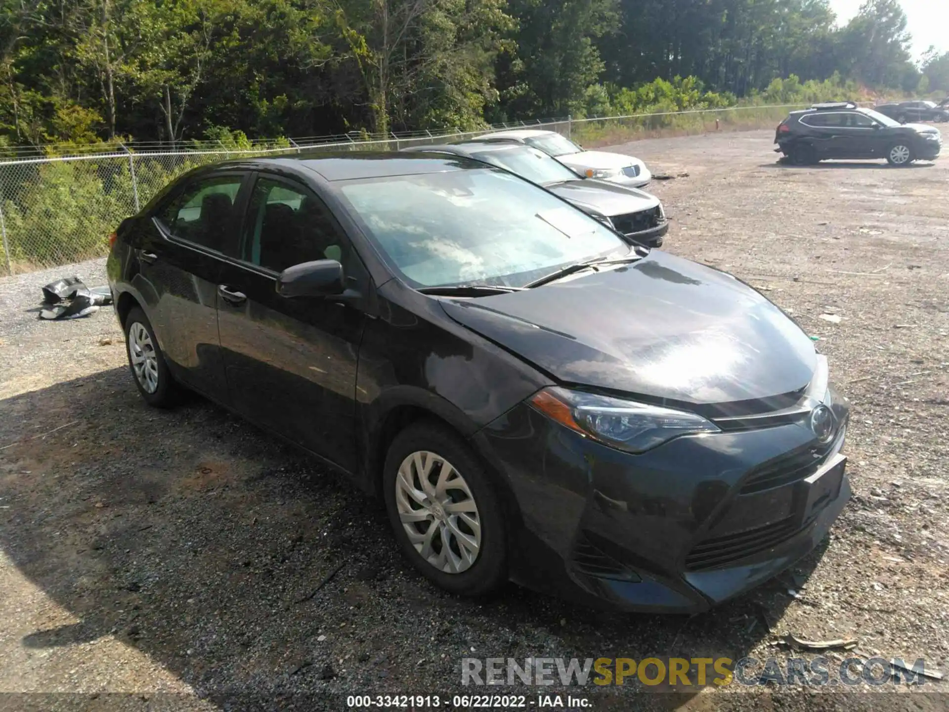 1 Photograph of a damaged car 5YFBURHE0KP947761 TOYOTA COROLLA 2019