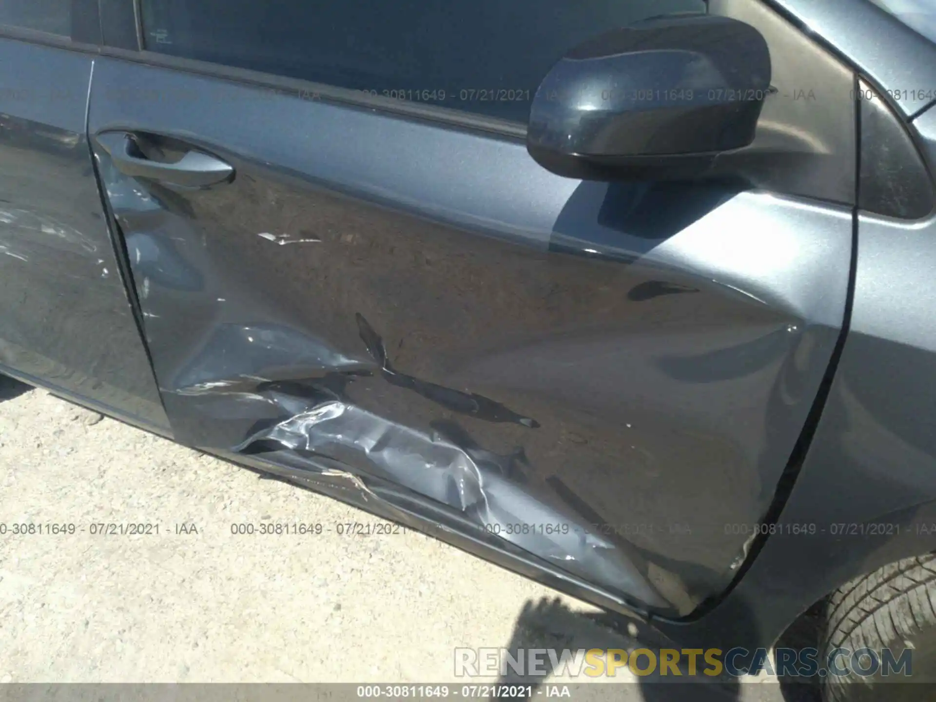 6 Photograph of a damaged car 5YFBURHE0KP947954 TOYOTA COROLLA 2019