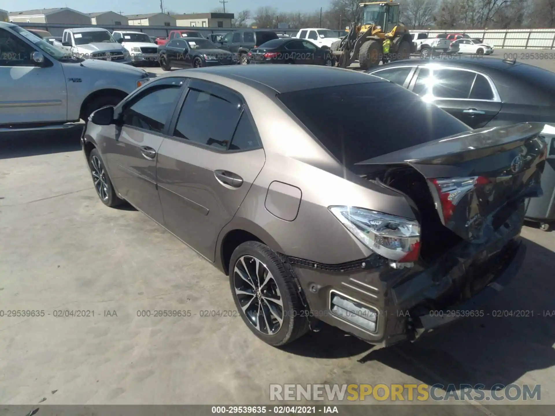 3 Photograph of a damaged car 5YFBURHE0KP947985 TOYOTA COROLLA 2019