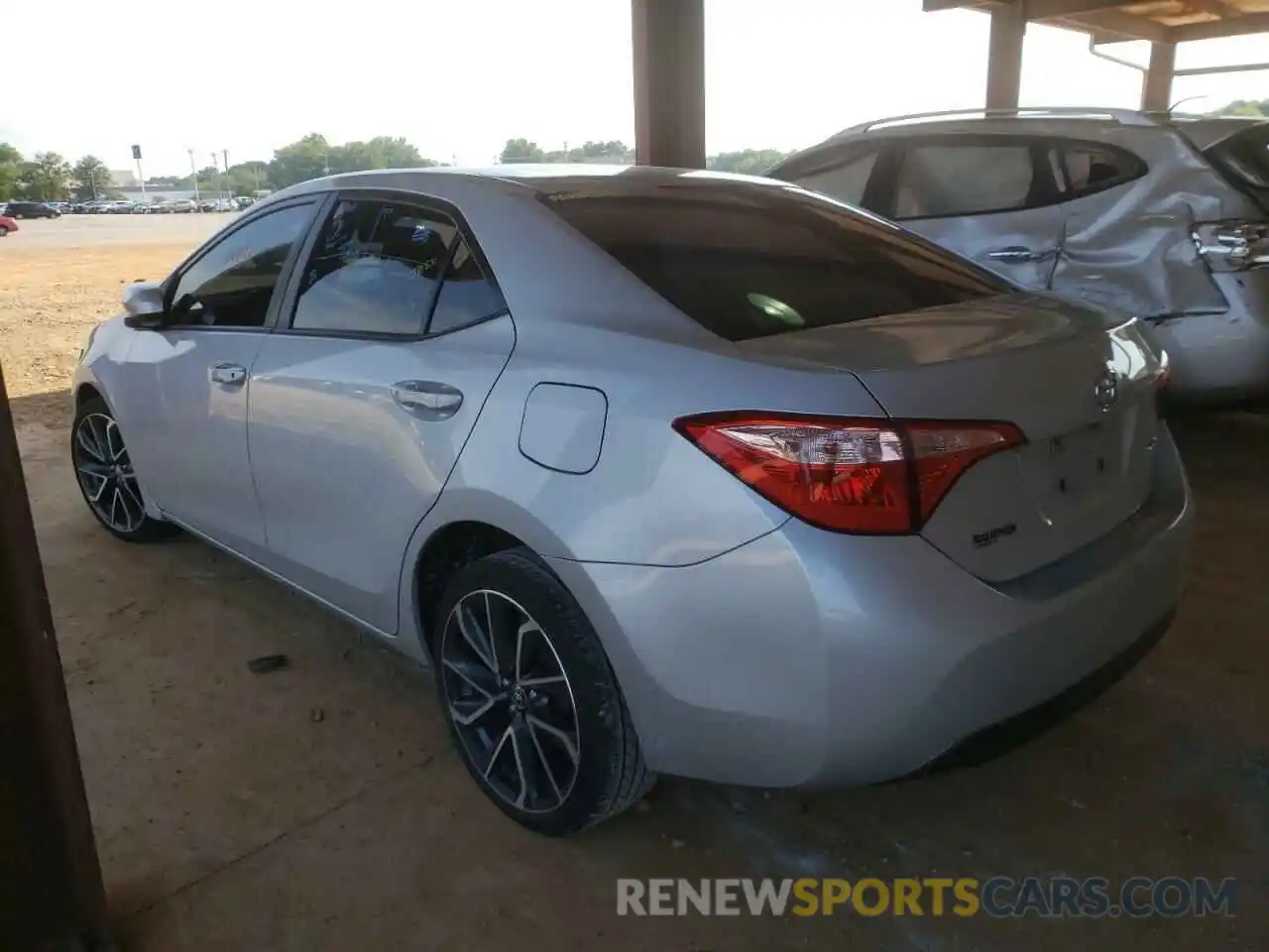 3 Photograph of a damaged car 5YFBURHE0KP948117 TOYOTA COROLLA 2019